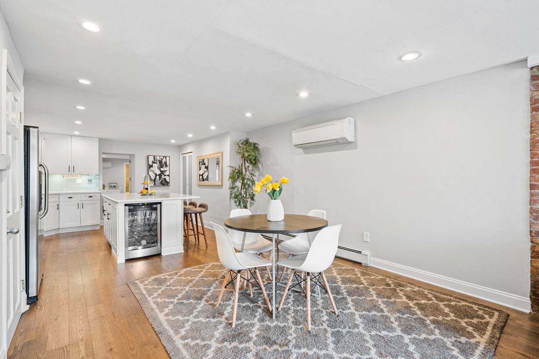 331 Varick Street, #1 