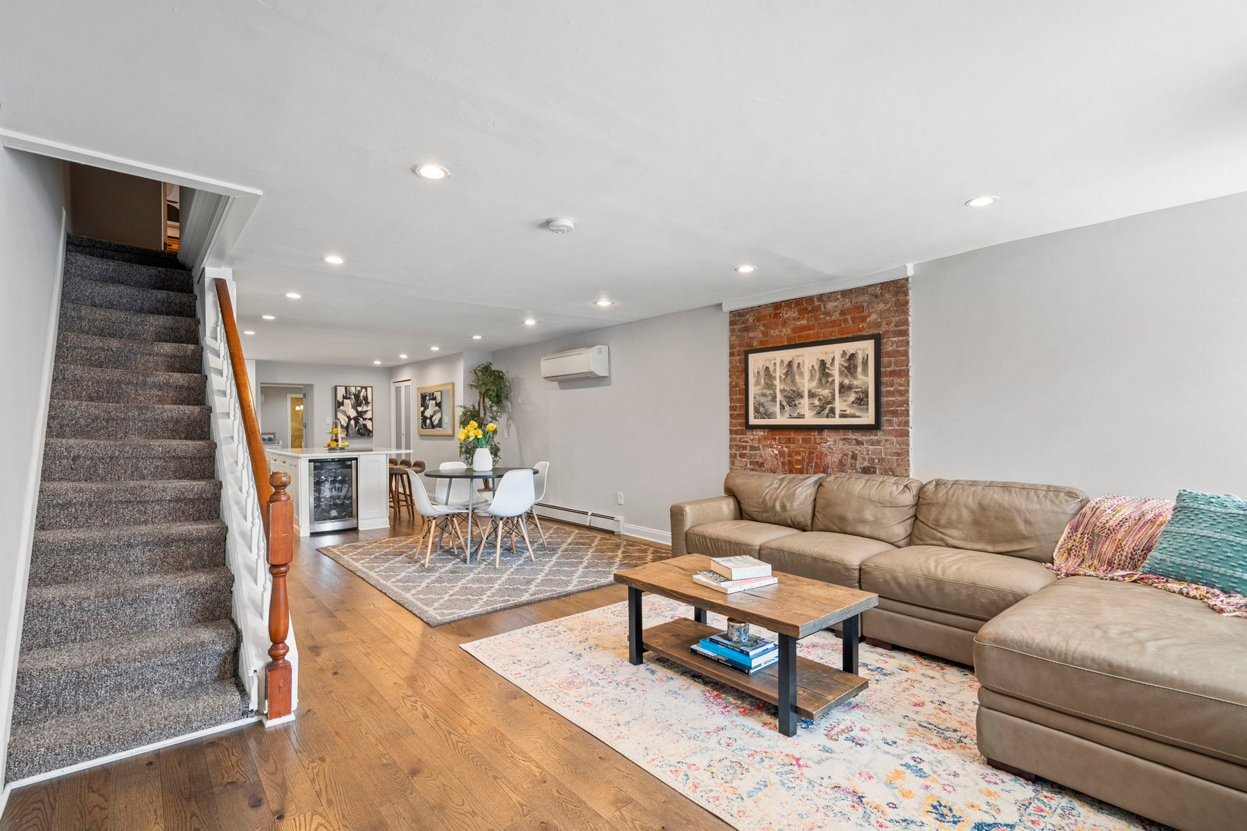 331 Varick Street, #1 
