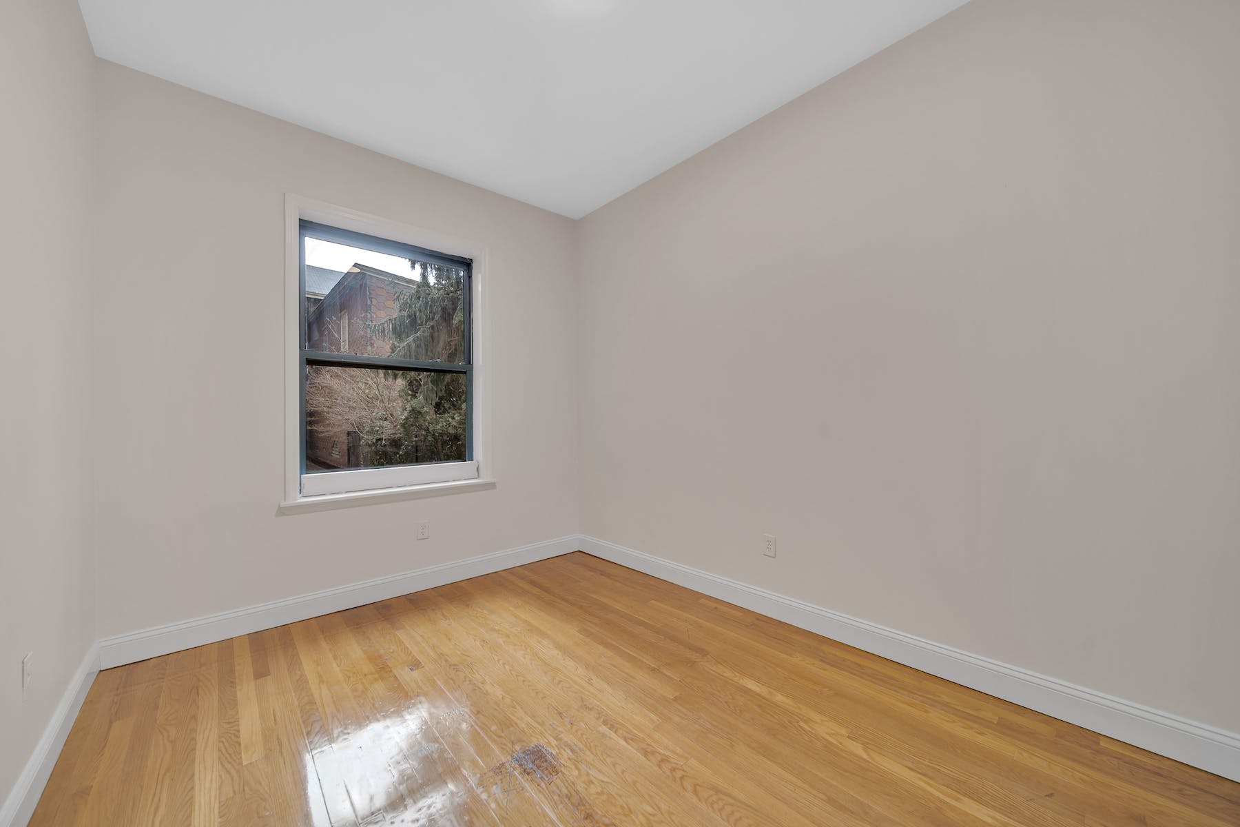 65 Summit Ave Unit# 305