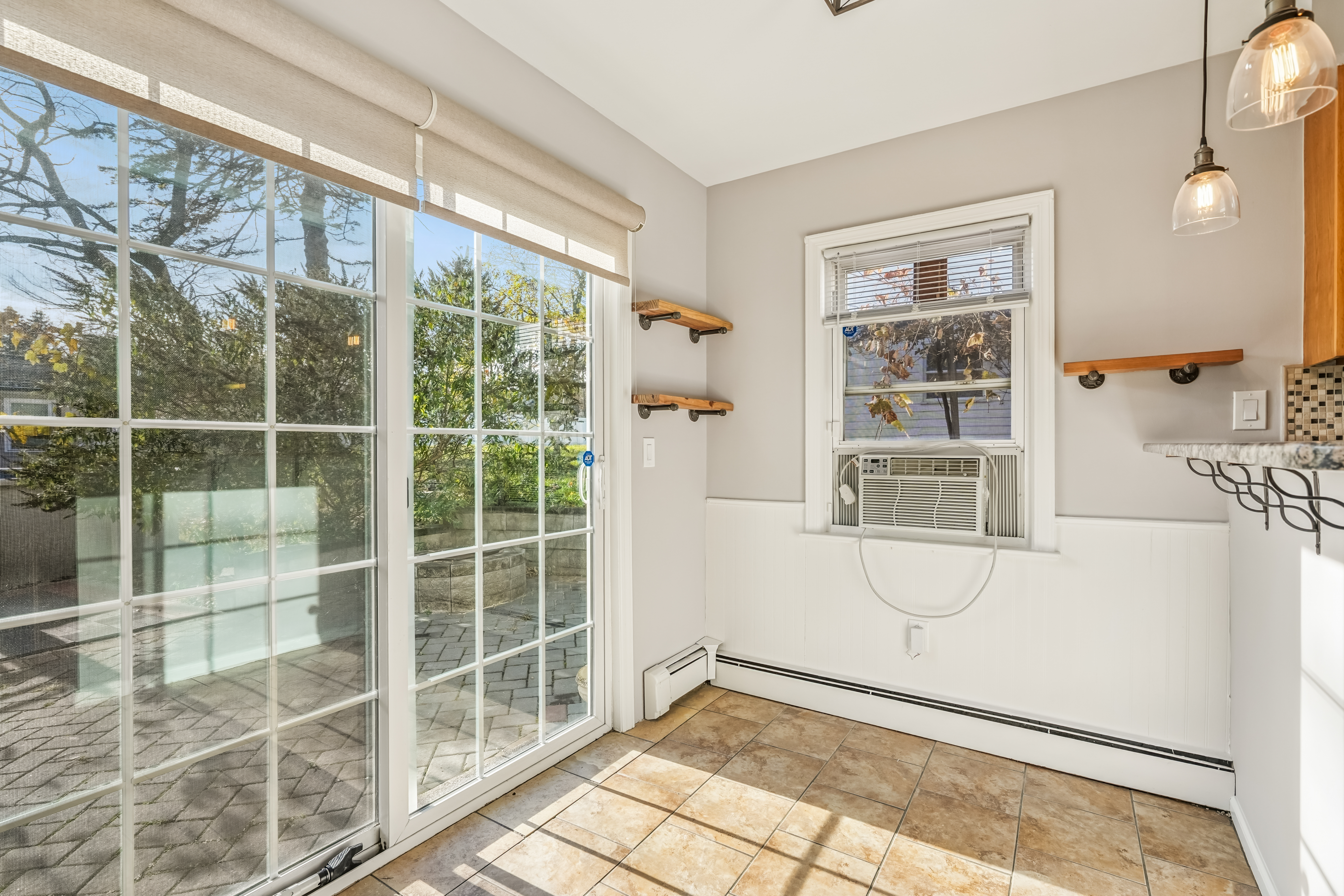 145 Pleasant Valley Way Unit# 1