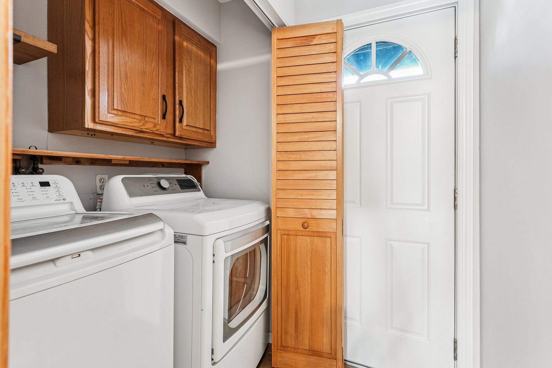 145 Pleasant Valley Way Unit# 1