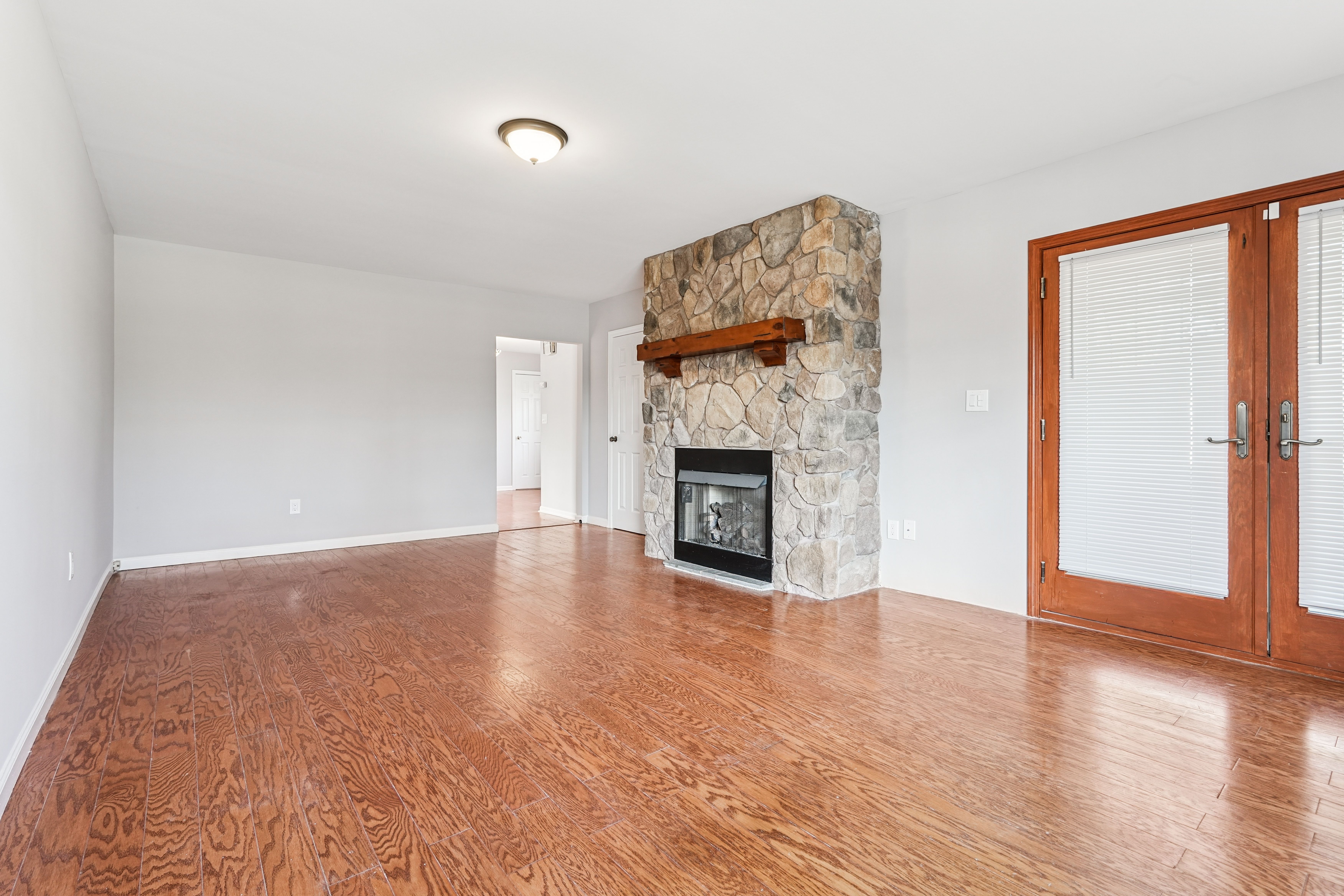 145 Pleasant Valley Way Unit# 1