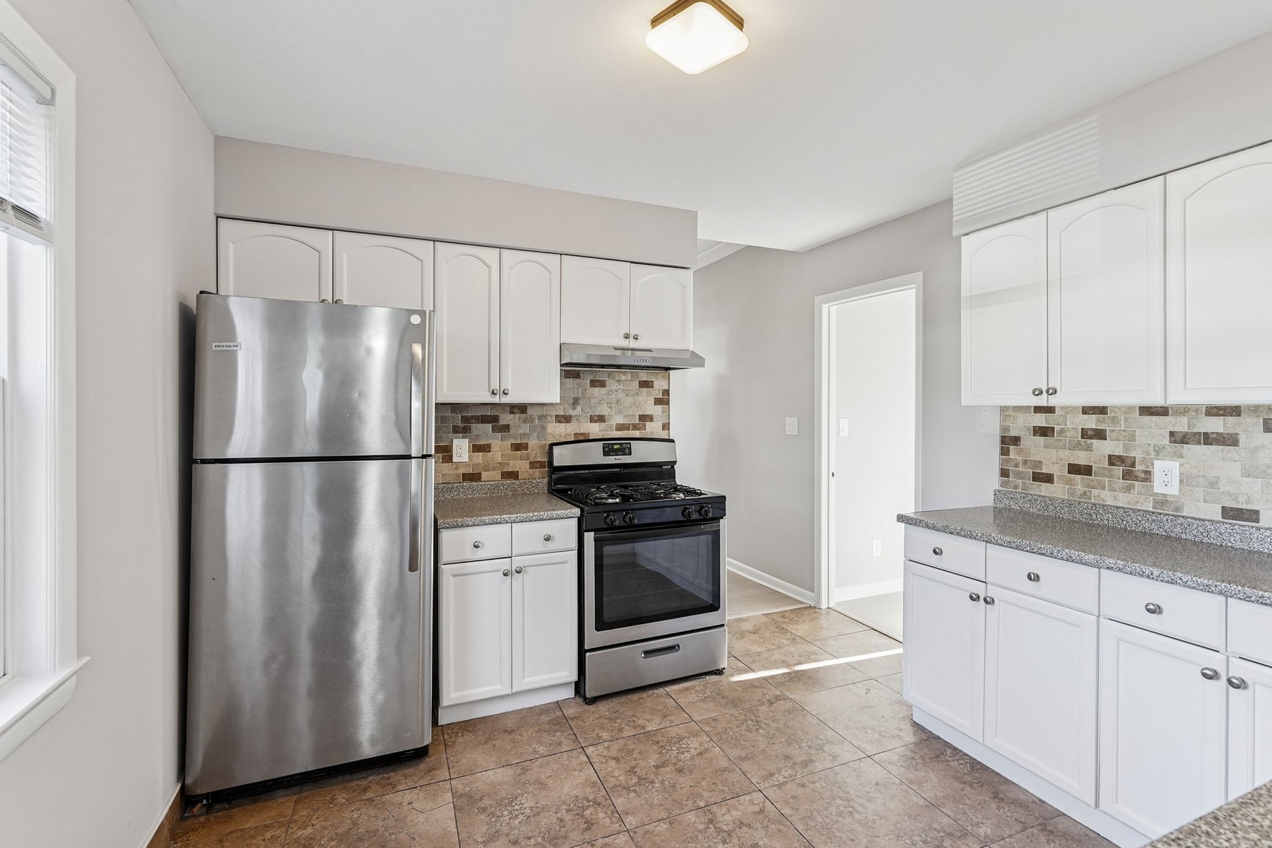 145 Mount Pleasant Avenue, unit 2 