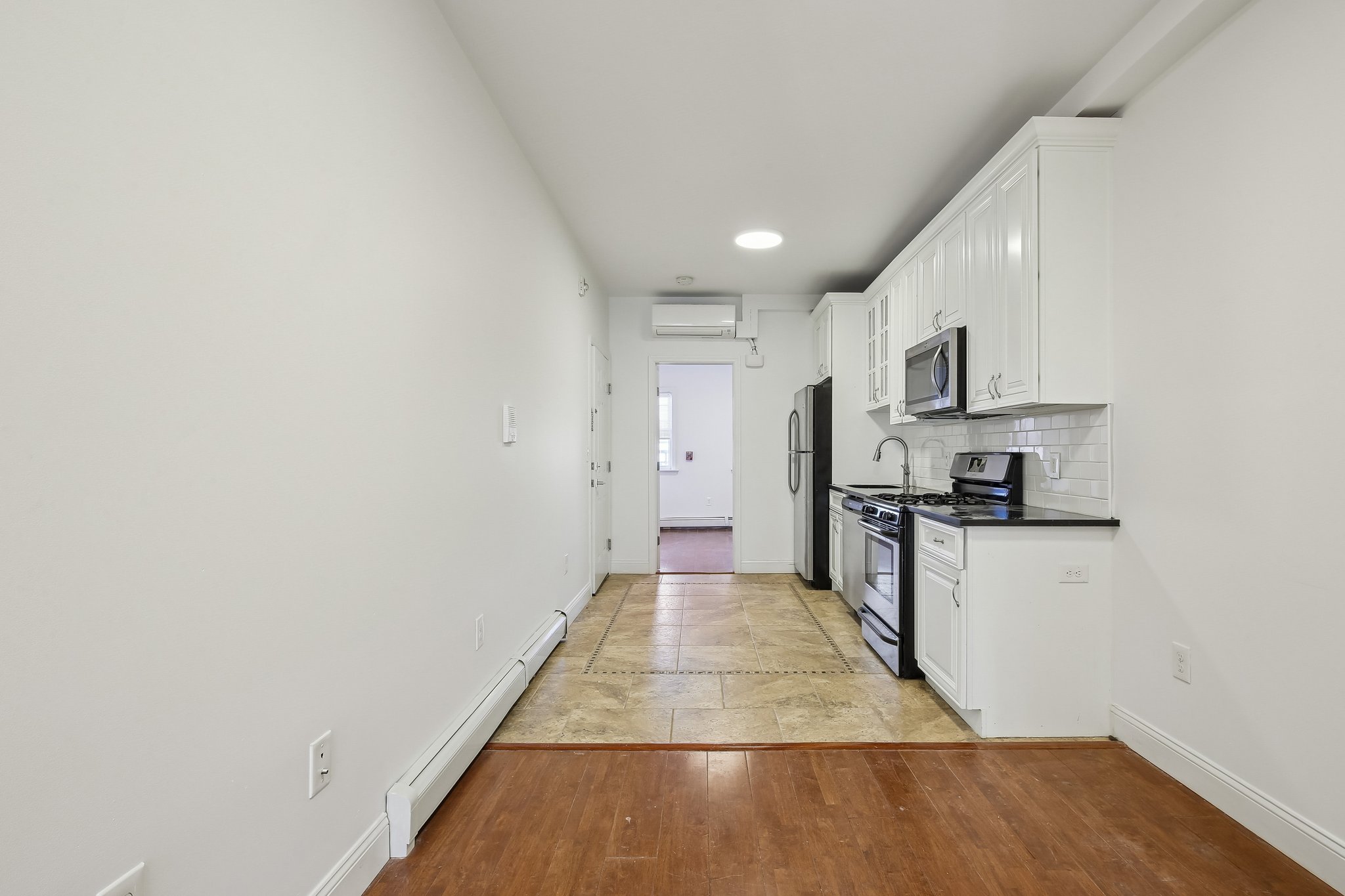 76 Hutton St Unit# #5