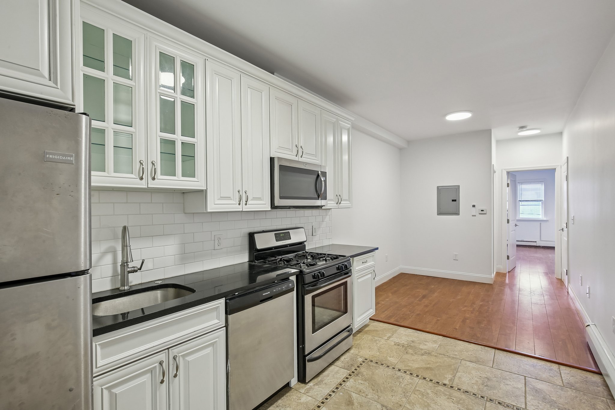 76 Hutton St Unit# #5