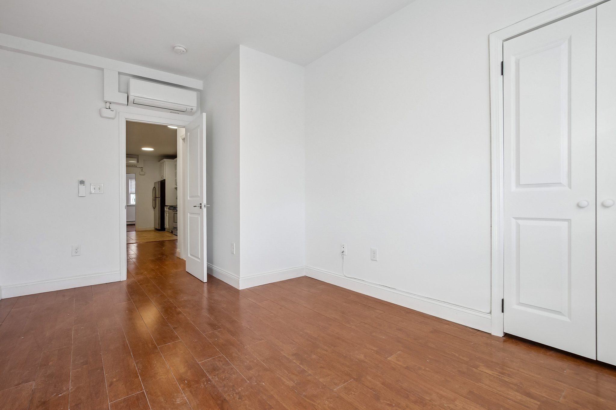 76 Hutton St Unit# #5