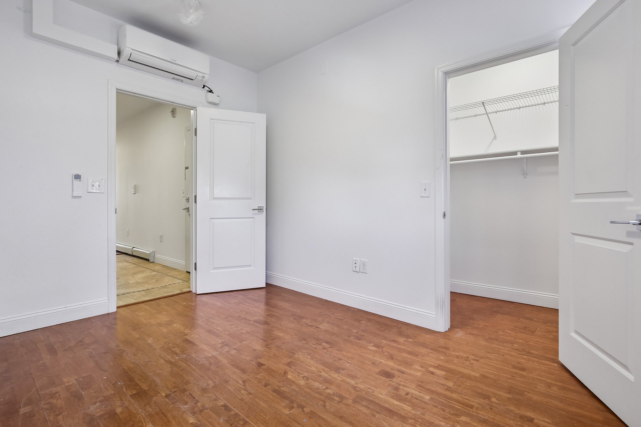 76 Hutton St Unit# #5
