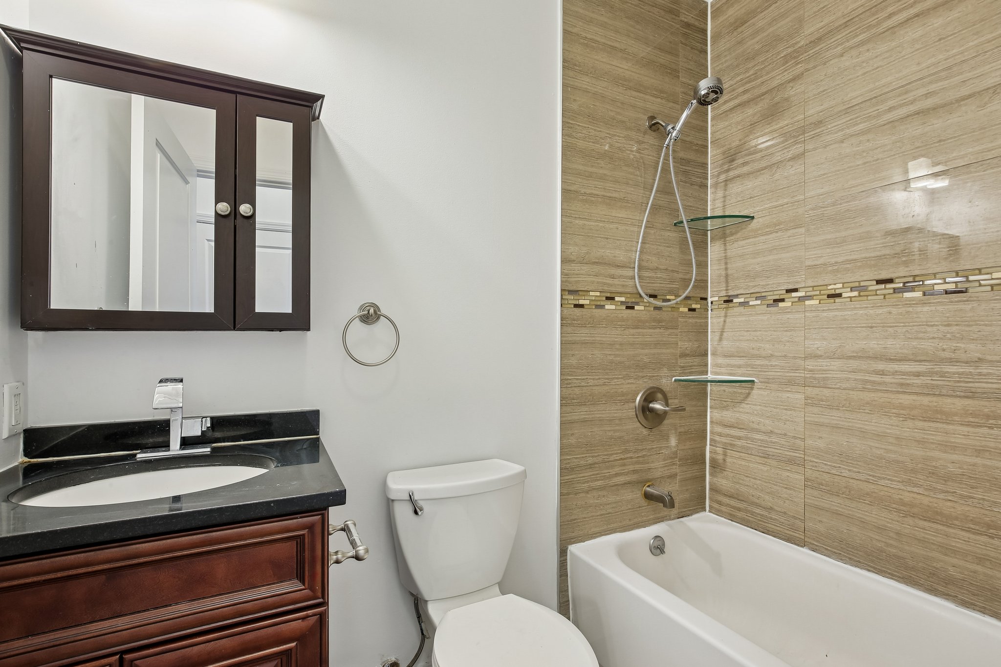 76 Hutton St Unit# #5