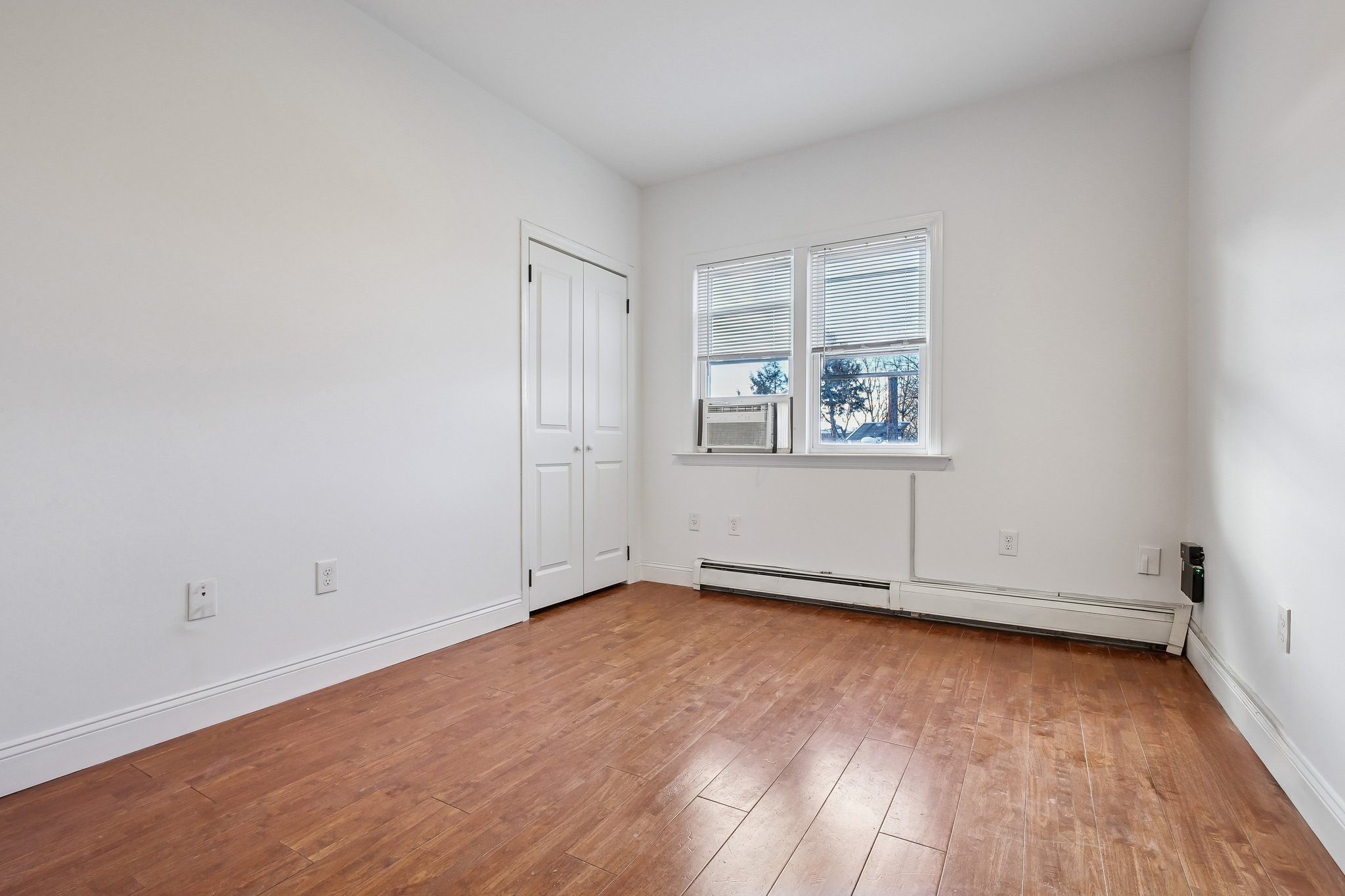 76 Hutton St Unit# #5