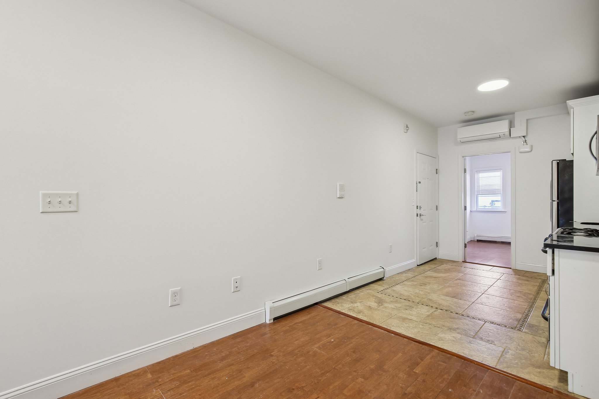 76 Hutton St Unit# #5
