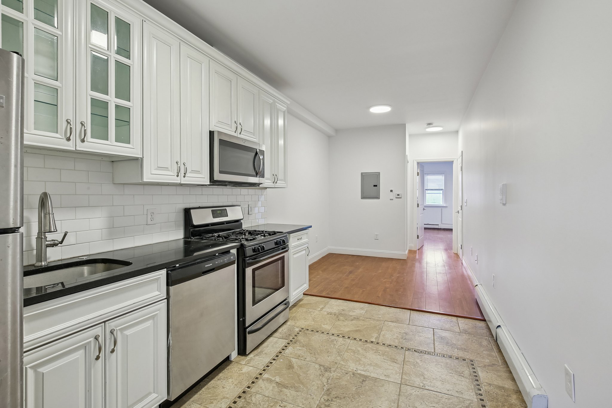 76 Hutton St Unit# #5