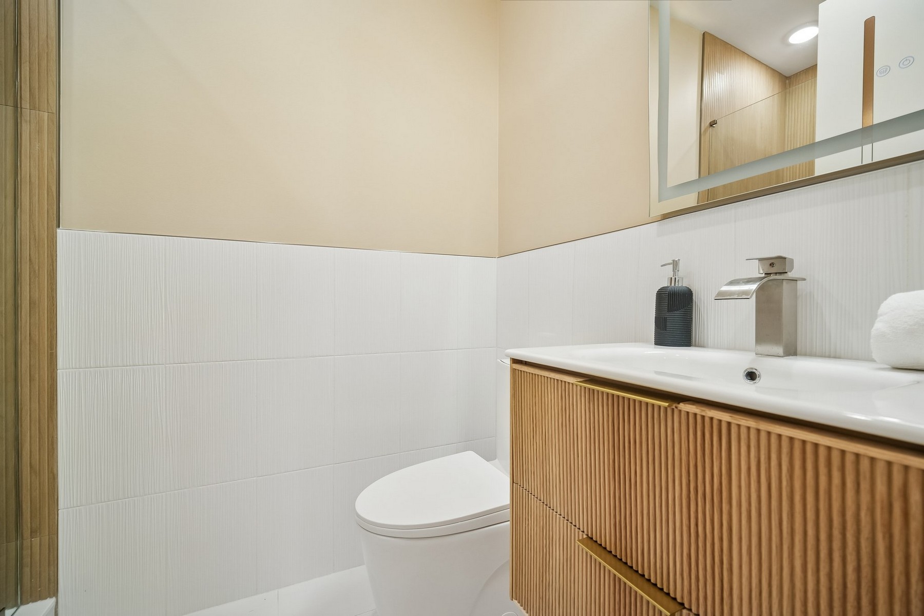 85 Bleecker St Unit# 2