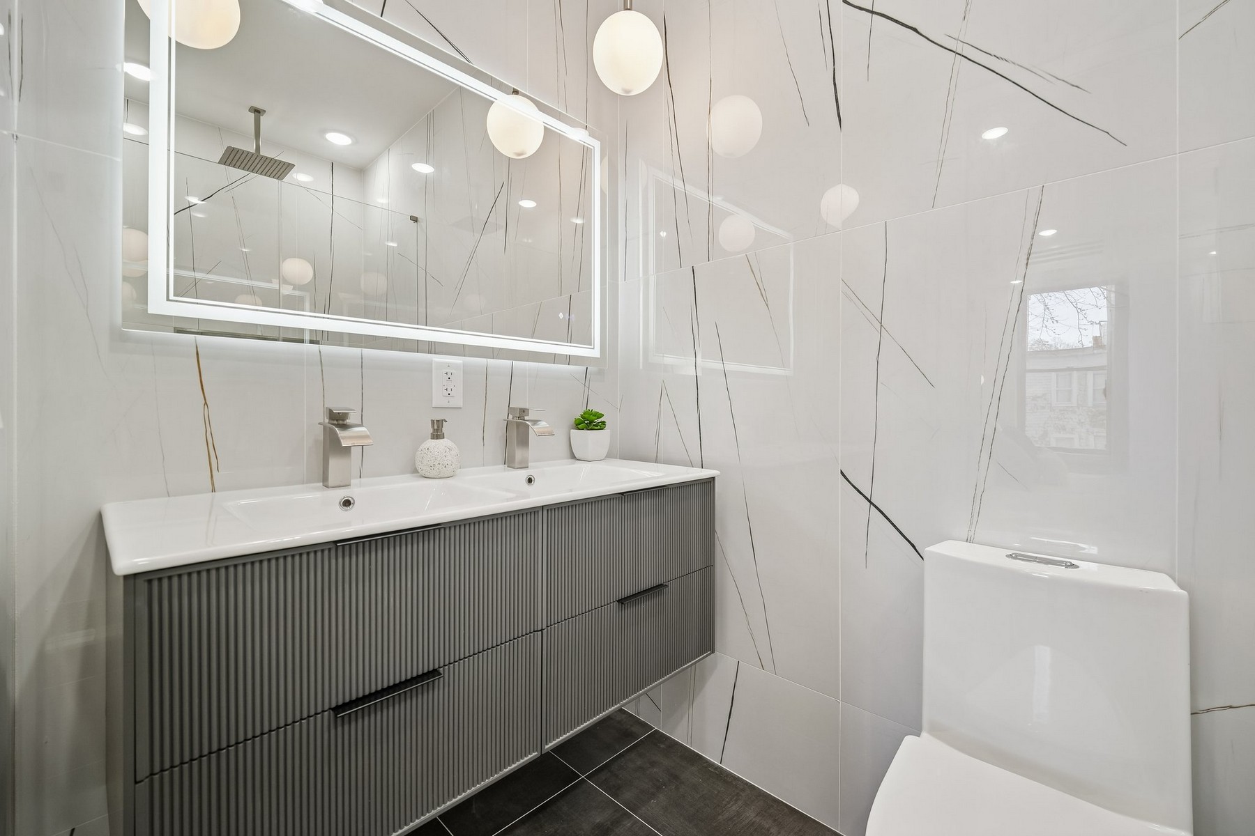 85 Bleecker St Unit# 2