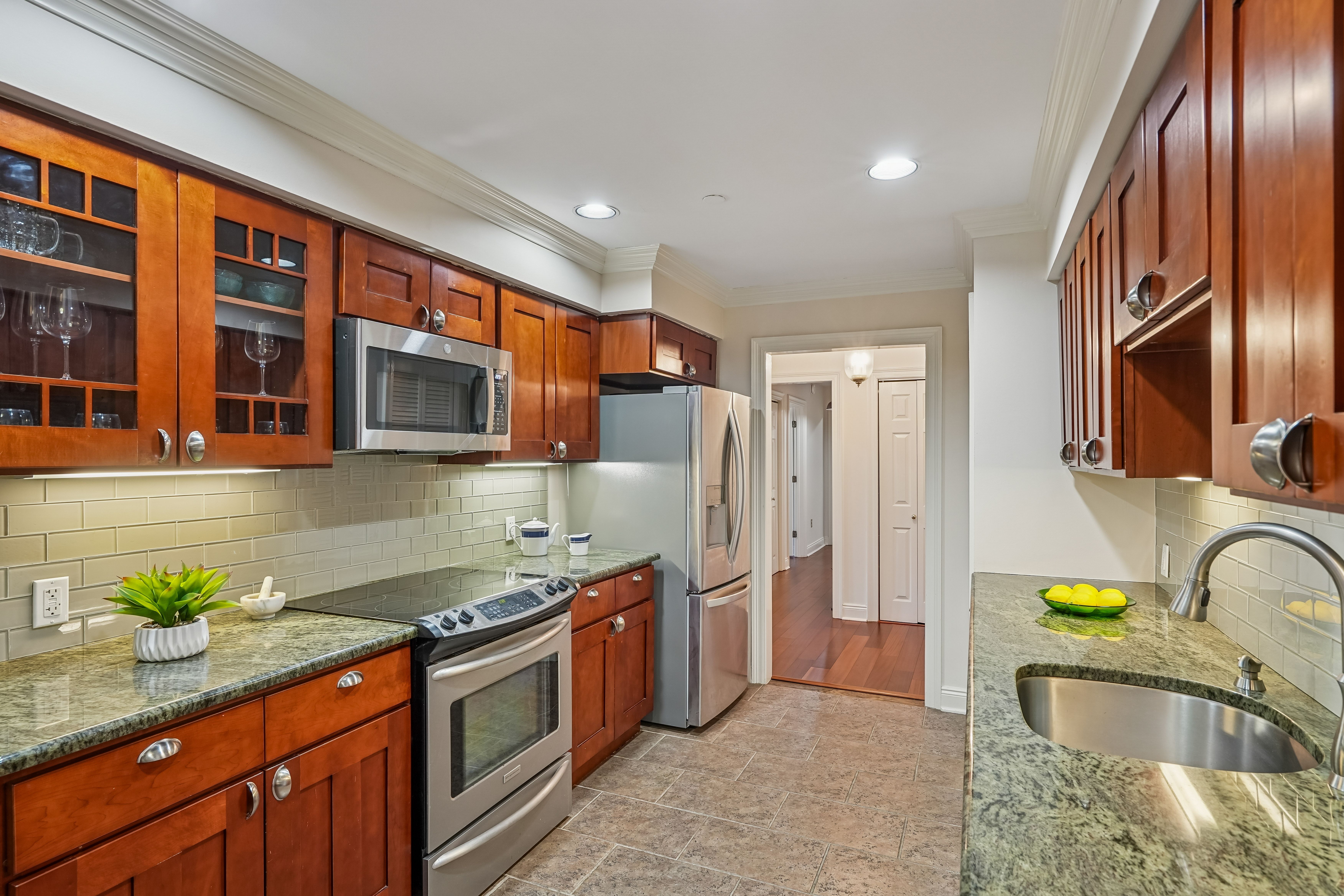 100 Shearwater Court East Unit 25