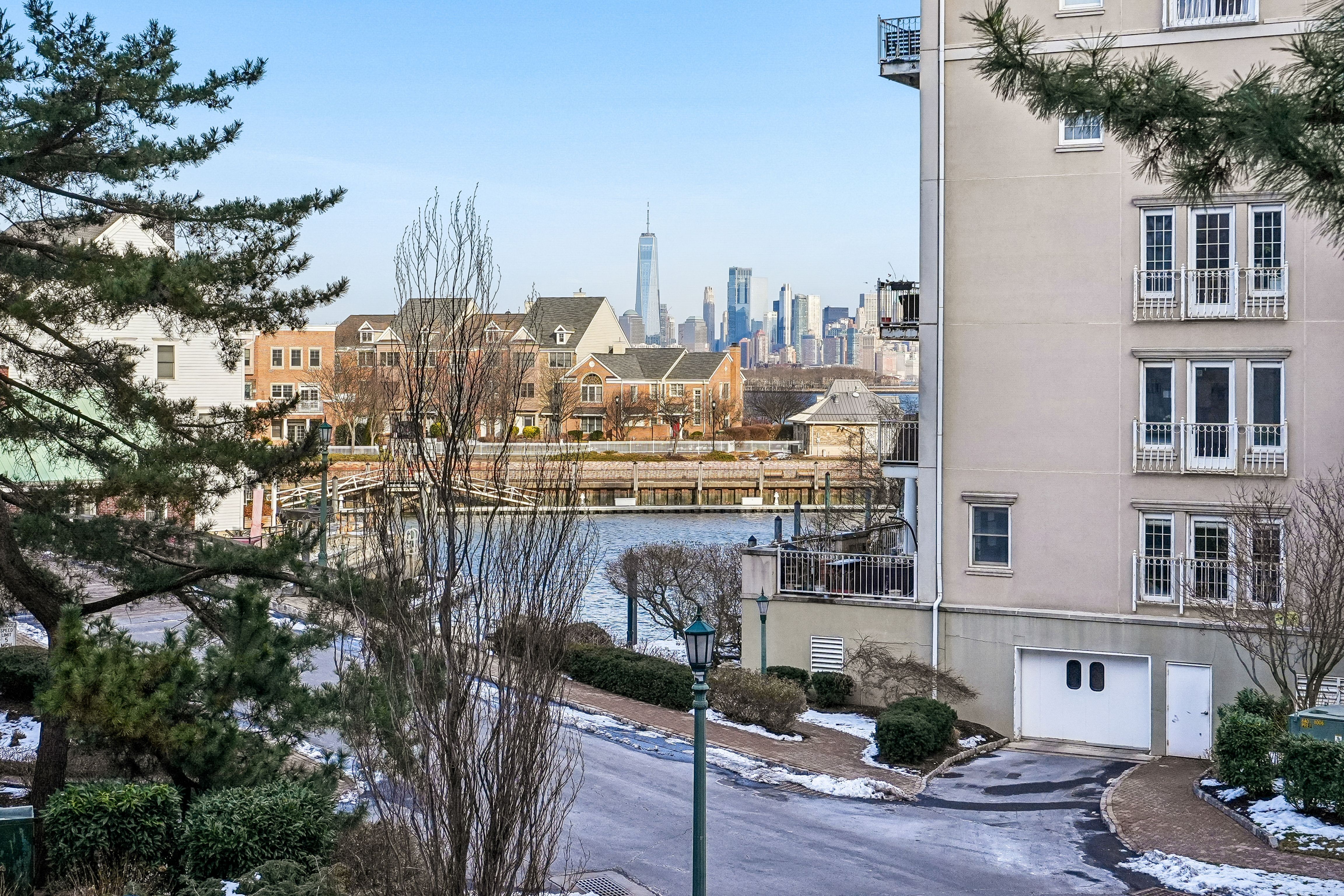 100 Shearwater Court East Unit 25