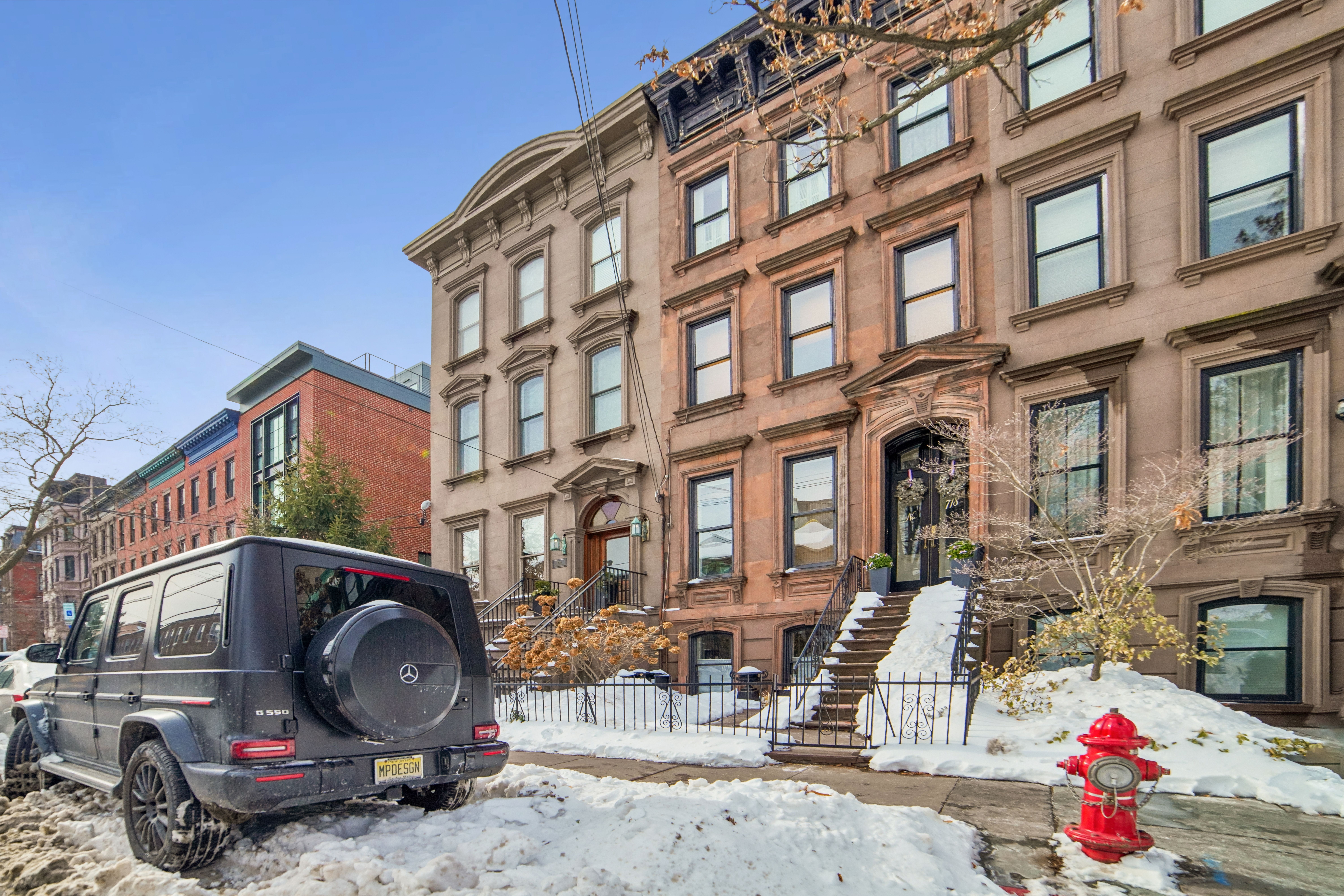 716 Hudson Street 