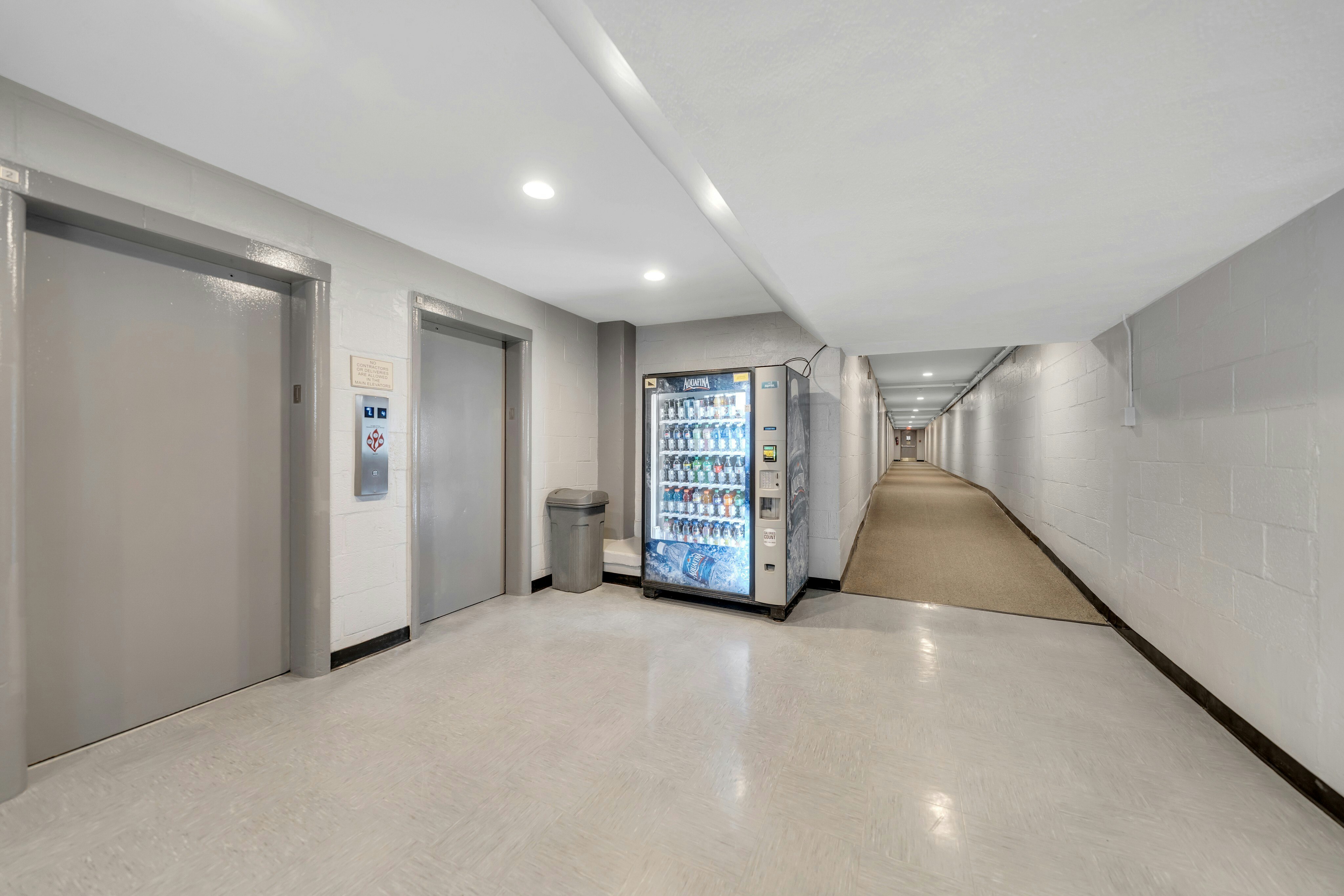 2200 North Central Road #15C