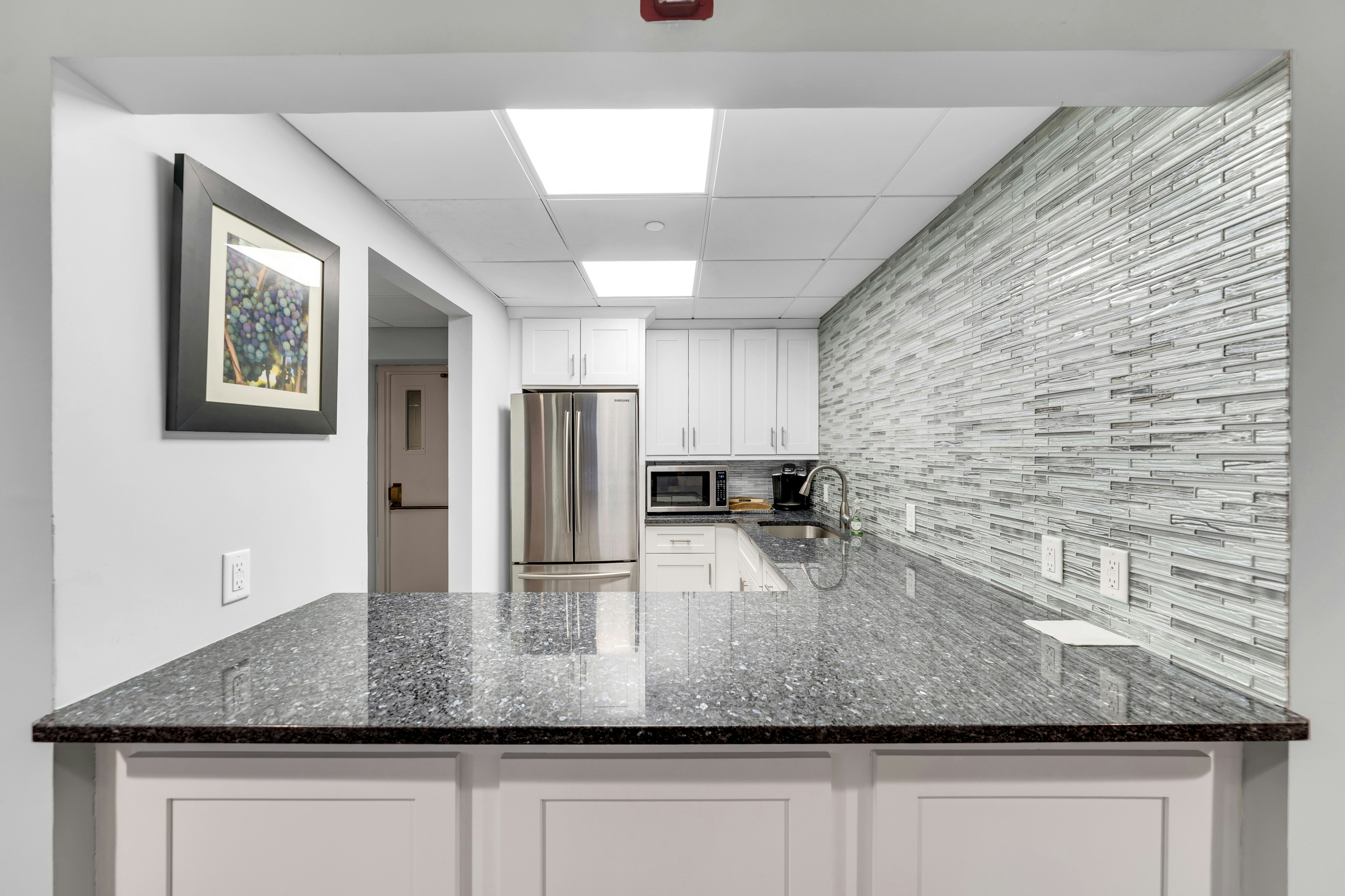 2200 North Central Road #15C