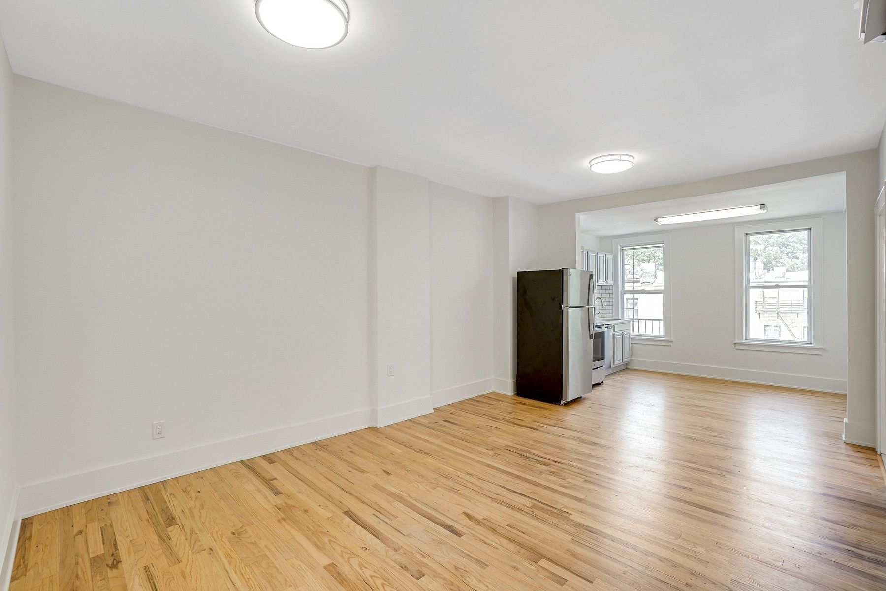 274 Montgomery St Unit# 4