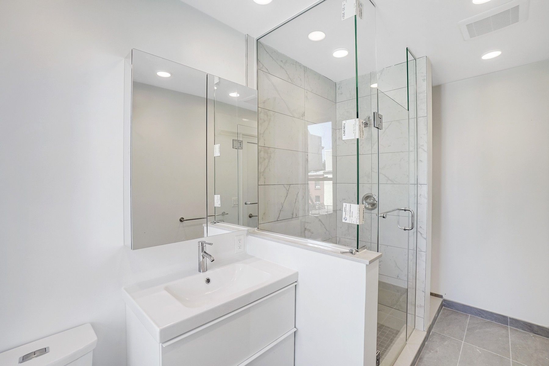 274 Montgomery St Unit# 4