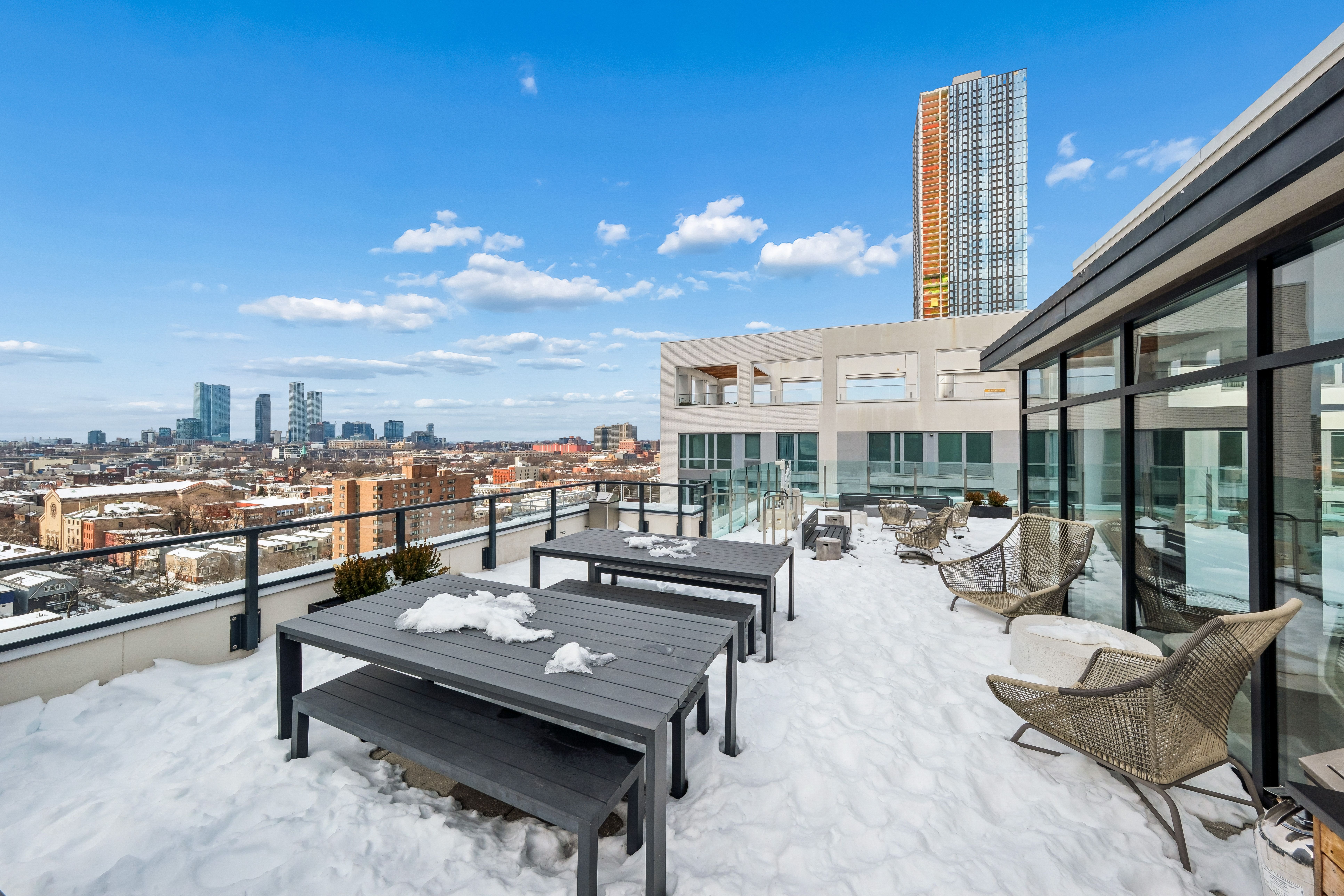 160 Oakland Avenue 805