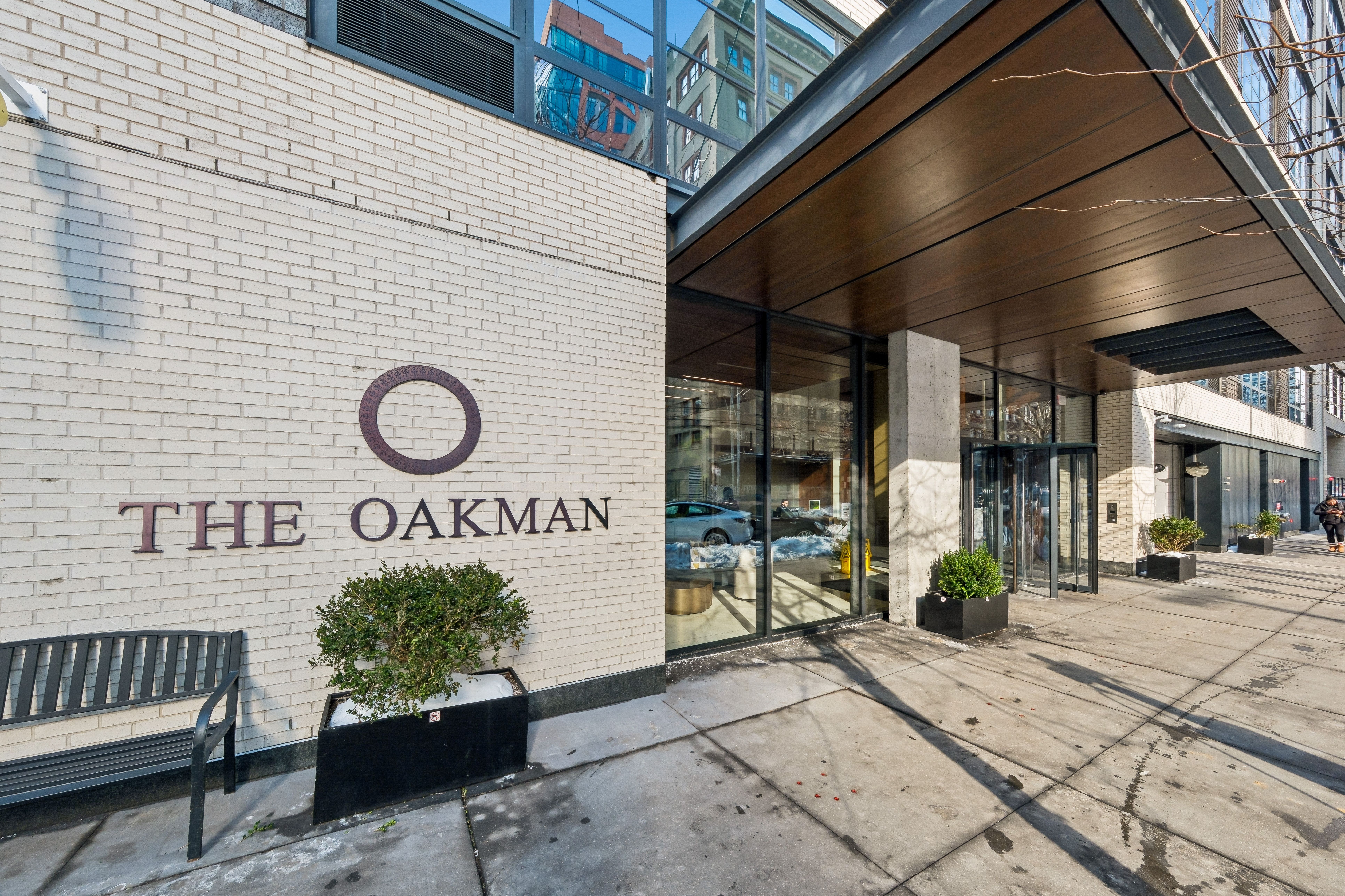 160 Oakland Avenue 805