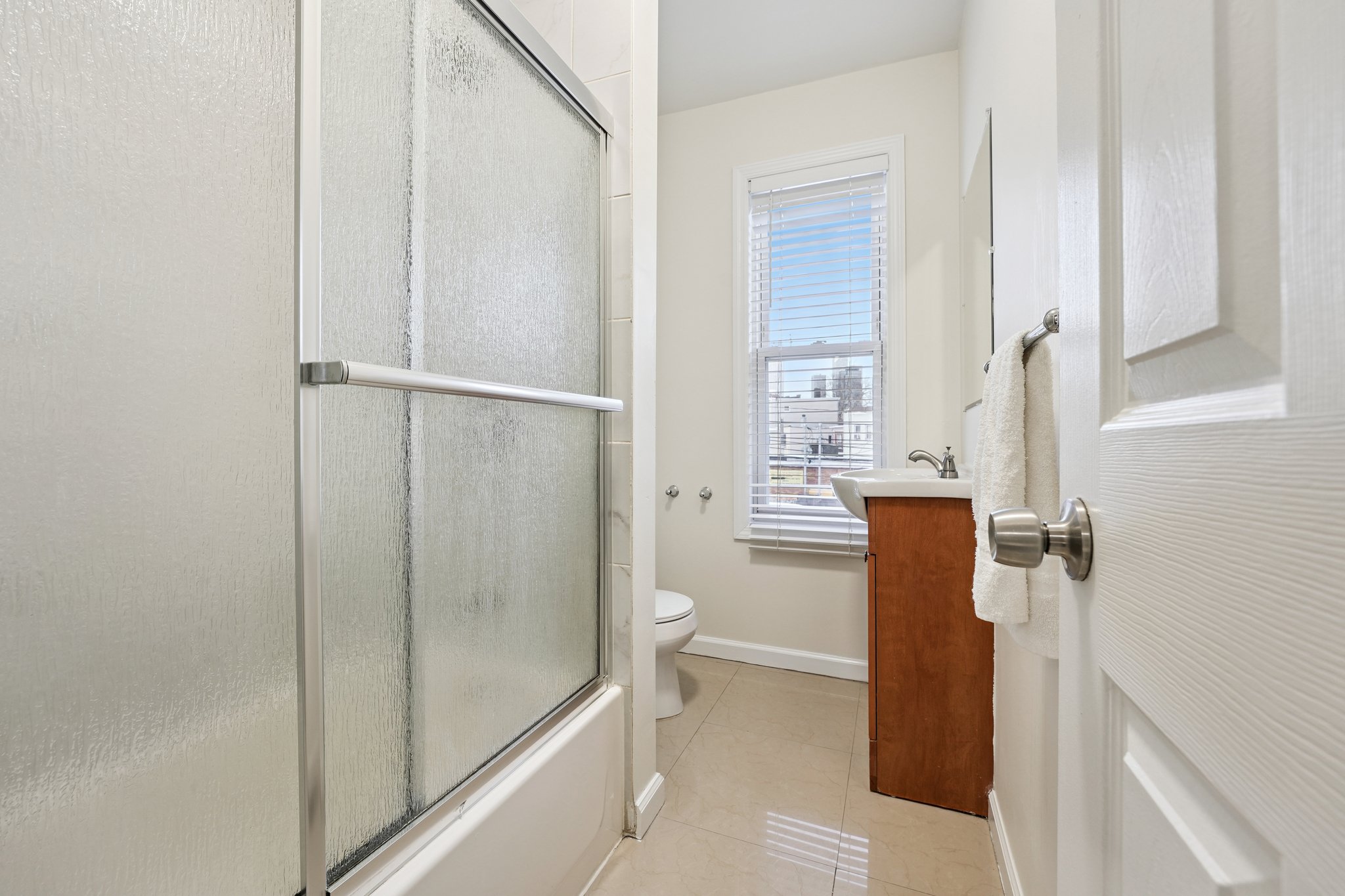 22 Jewett Ave