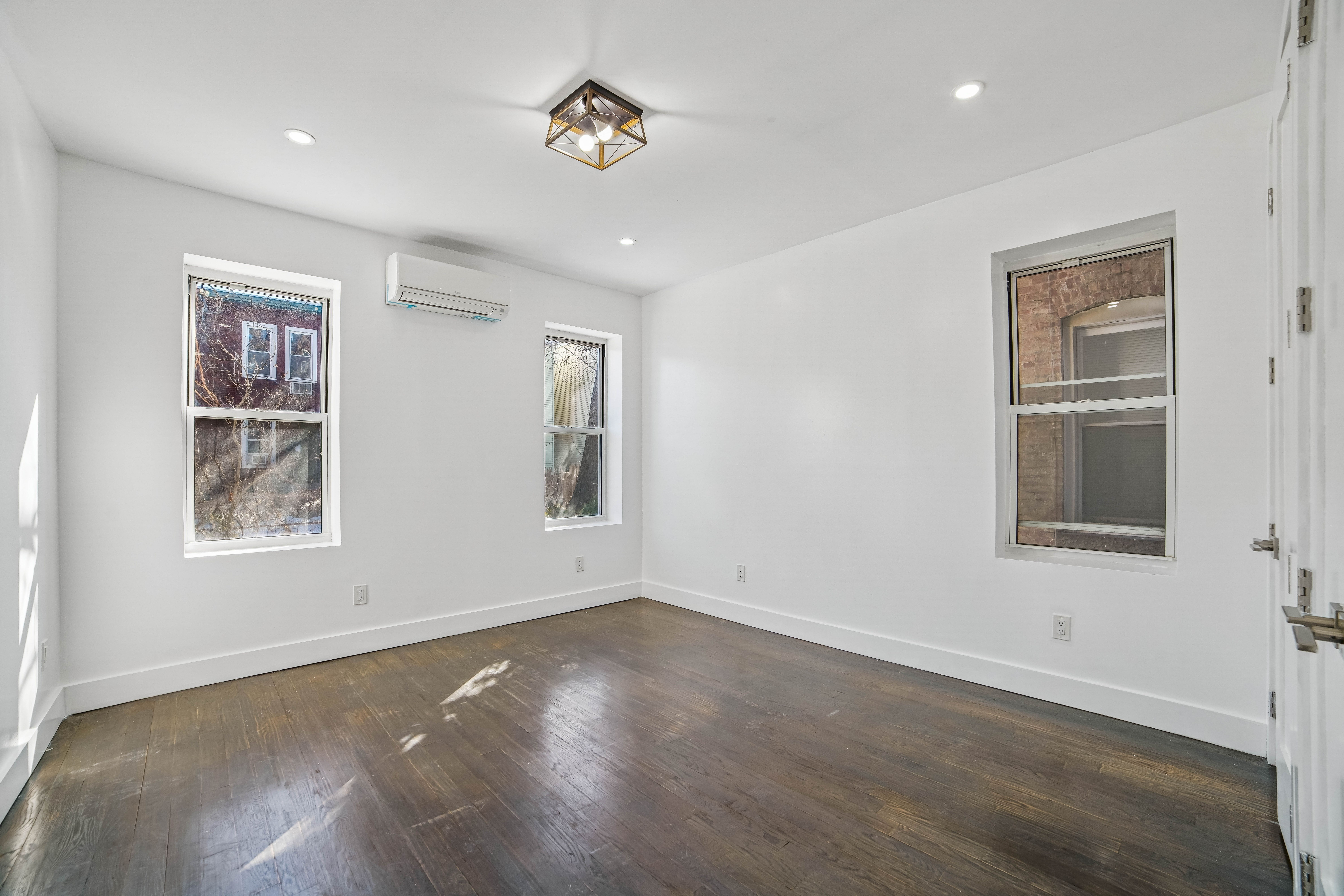 270 Hancock Avenue, unit 2 