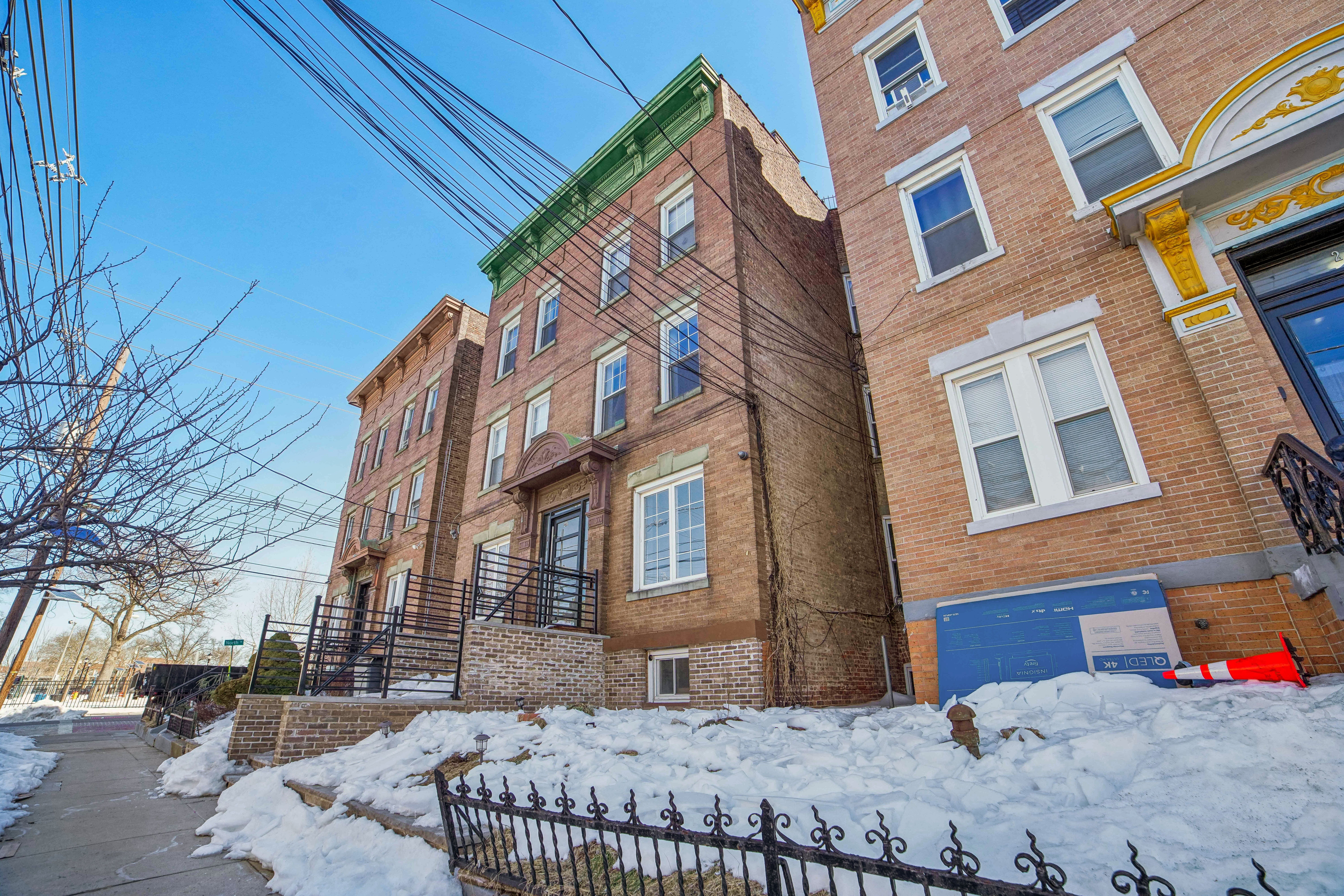 270 Hancock Avenue, unit 2 