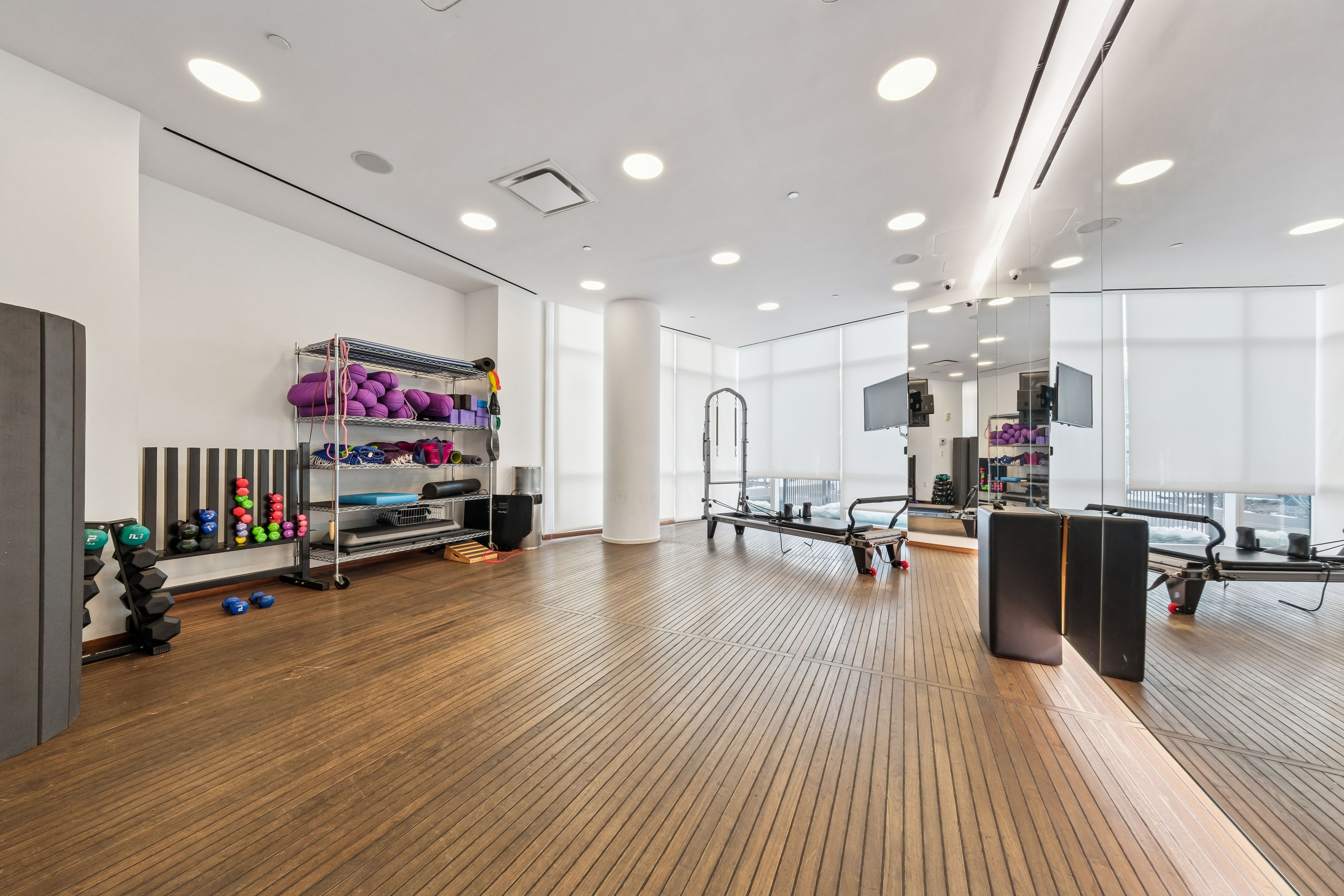 77 Hudson Street Unit 1512