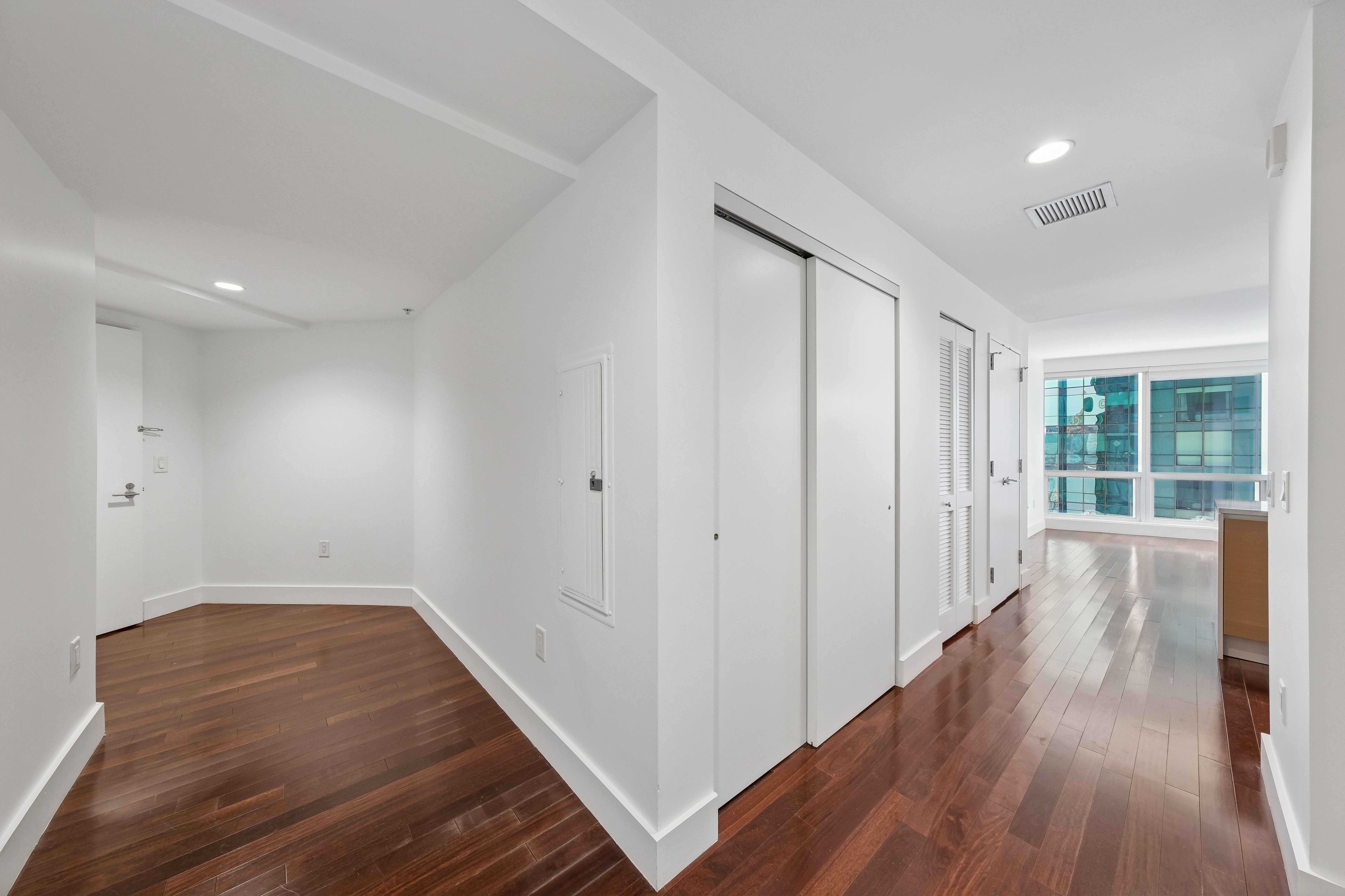 77 Hudson Street Unit 1512