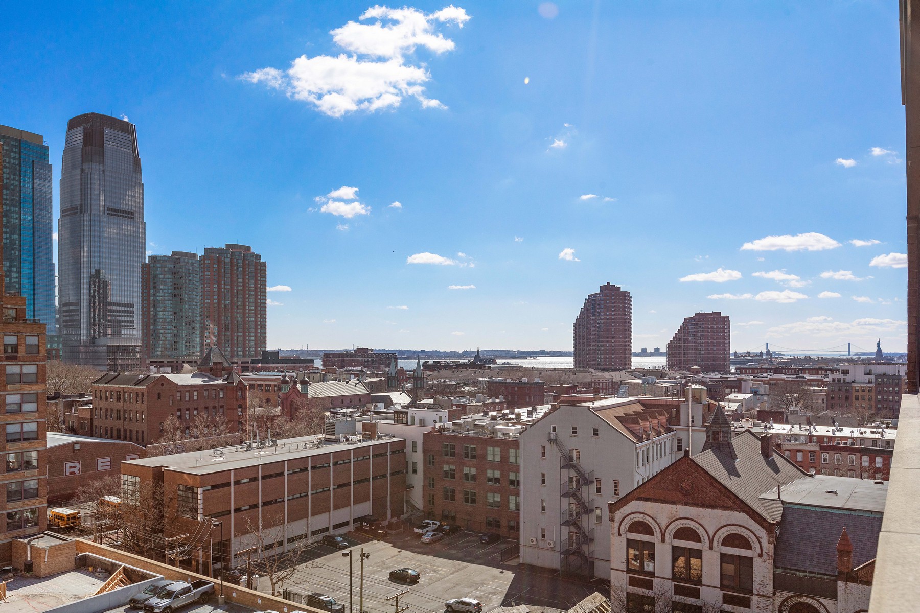 135 Montgomery St Unit# 12-10