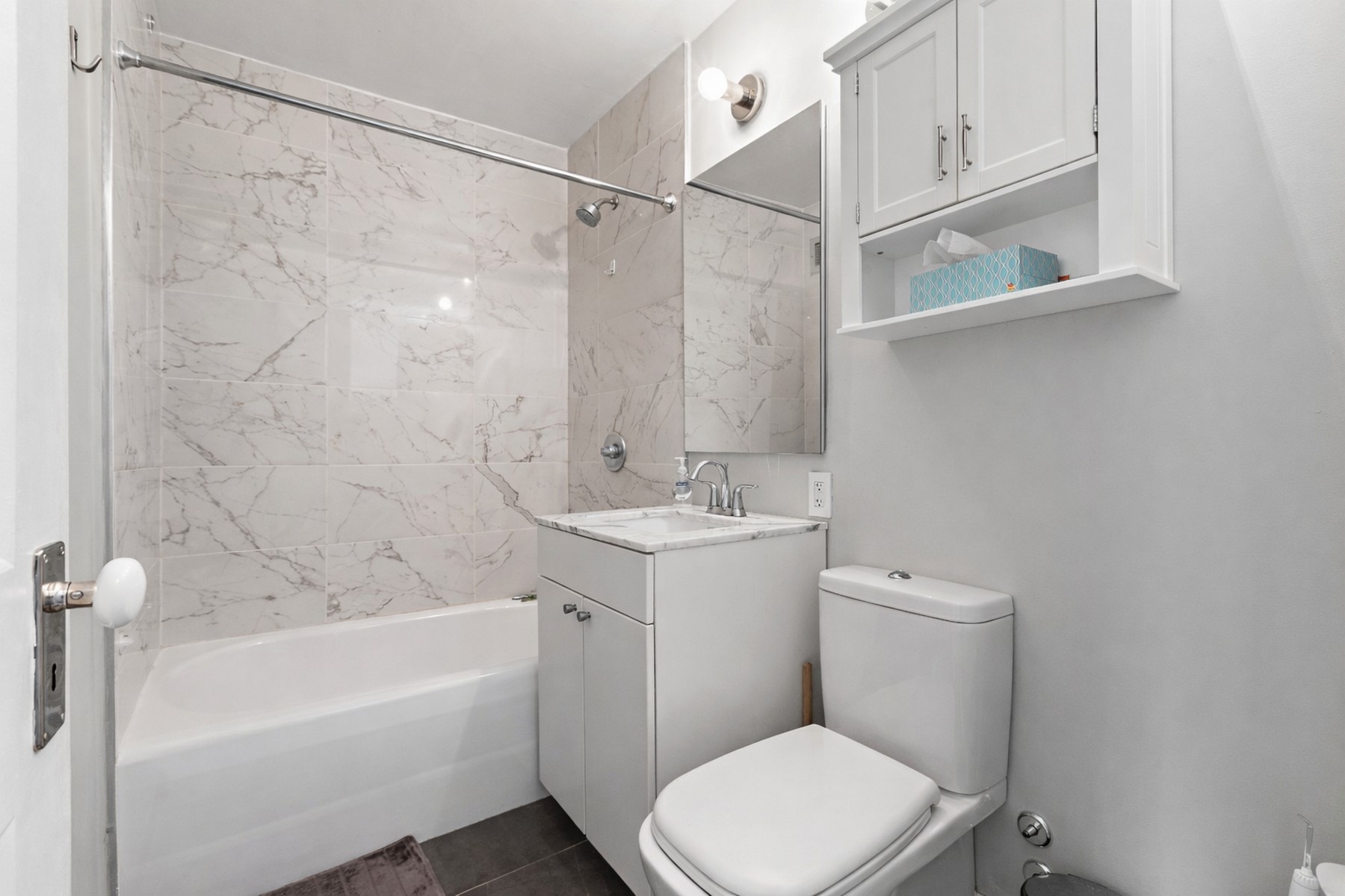 135 Montgomery St Unit# 12-10