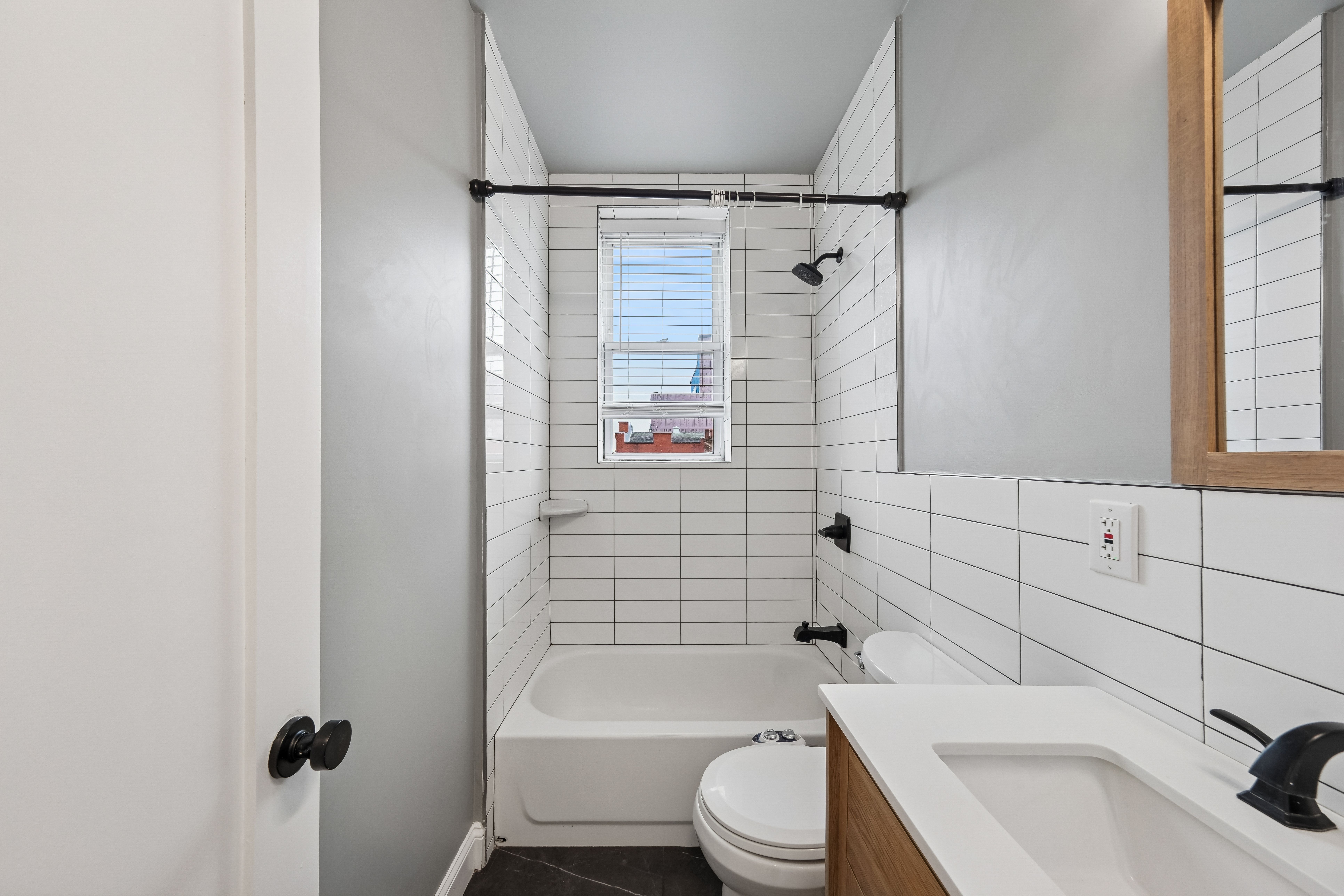 286 Central Avenue, unit 3R 