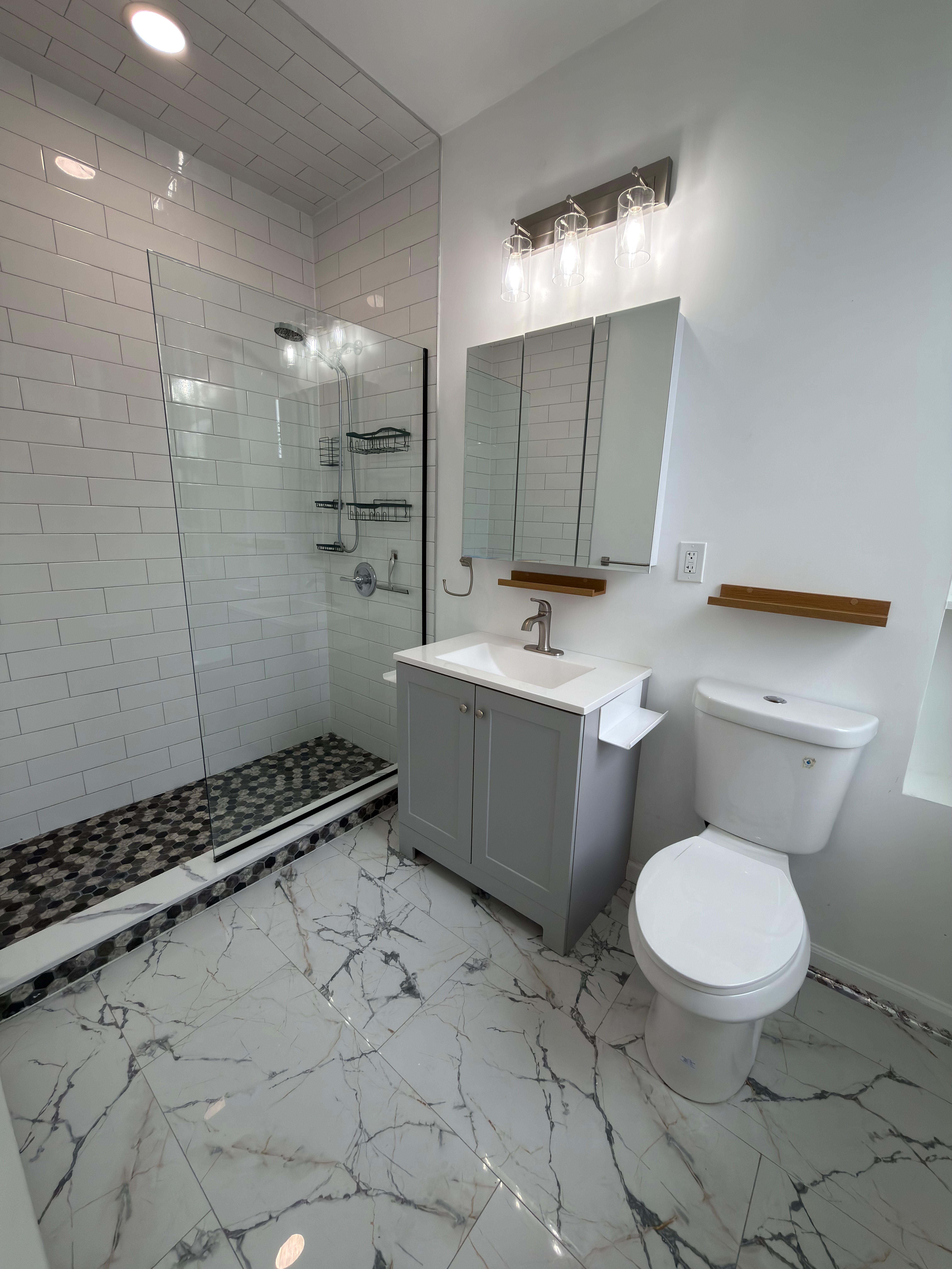 737 Montgomery Street Unit 3