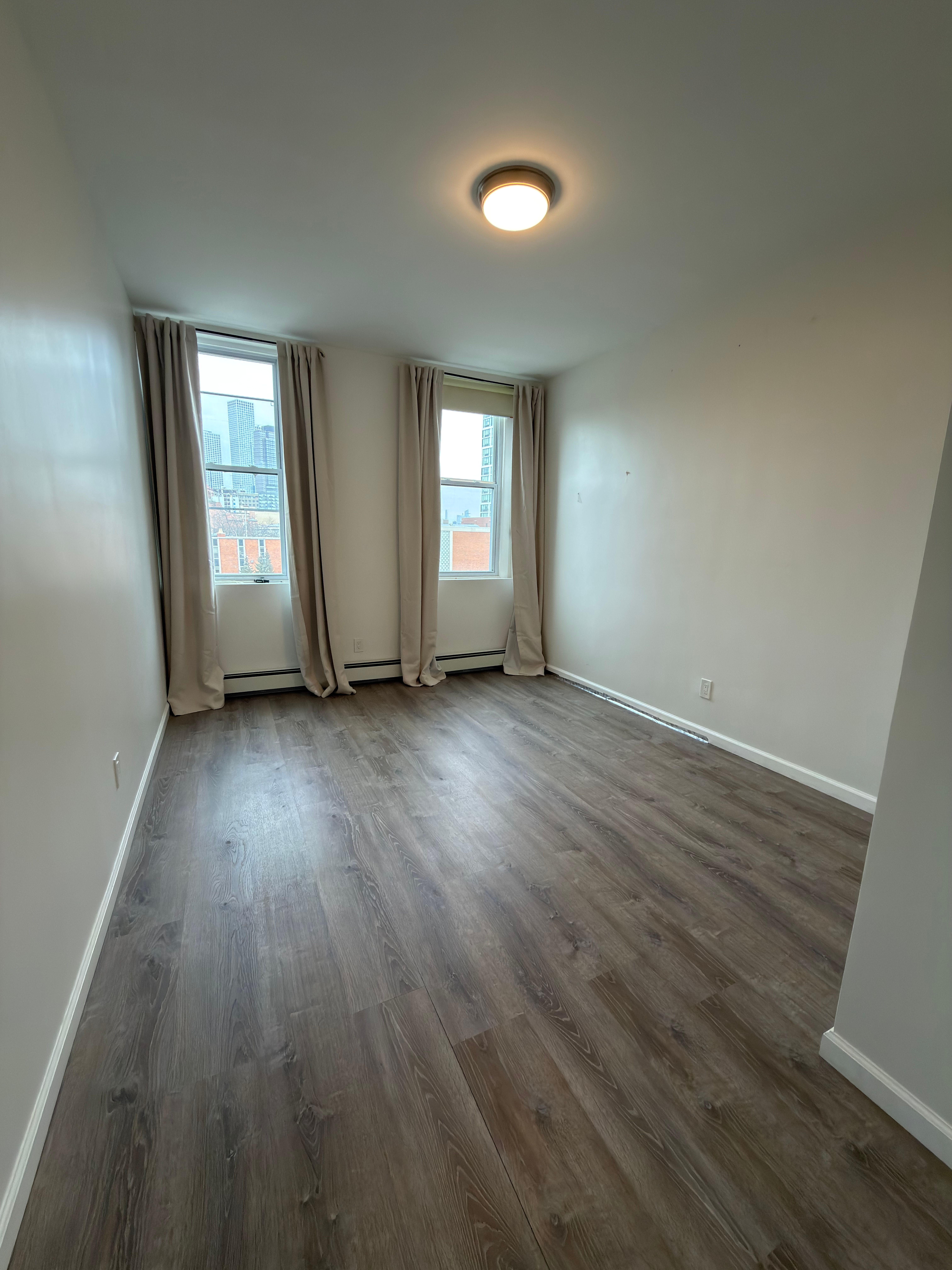 737 Montgomery Street Unit 3