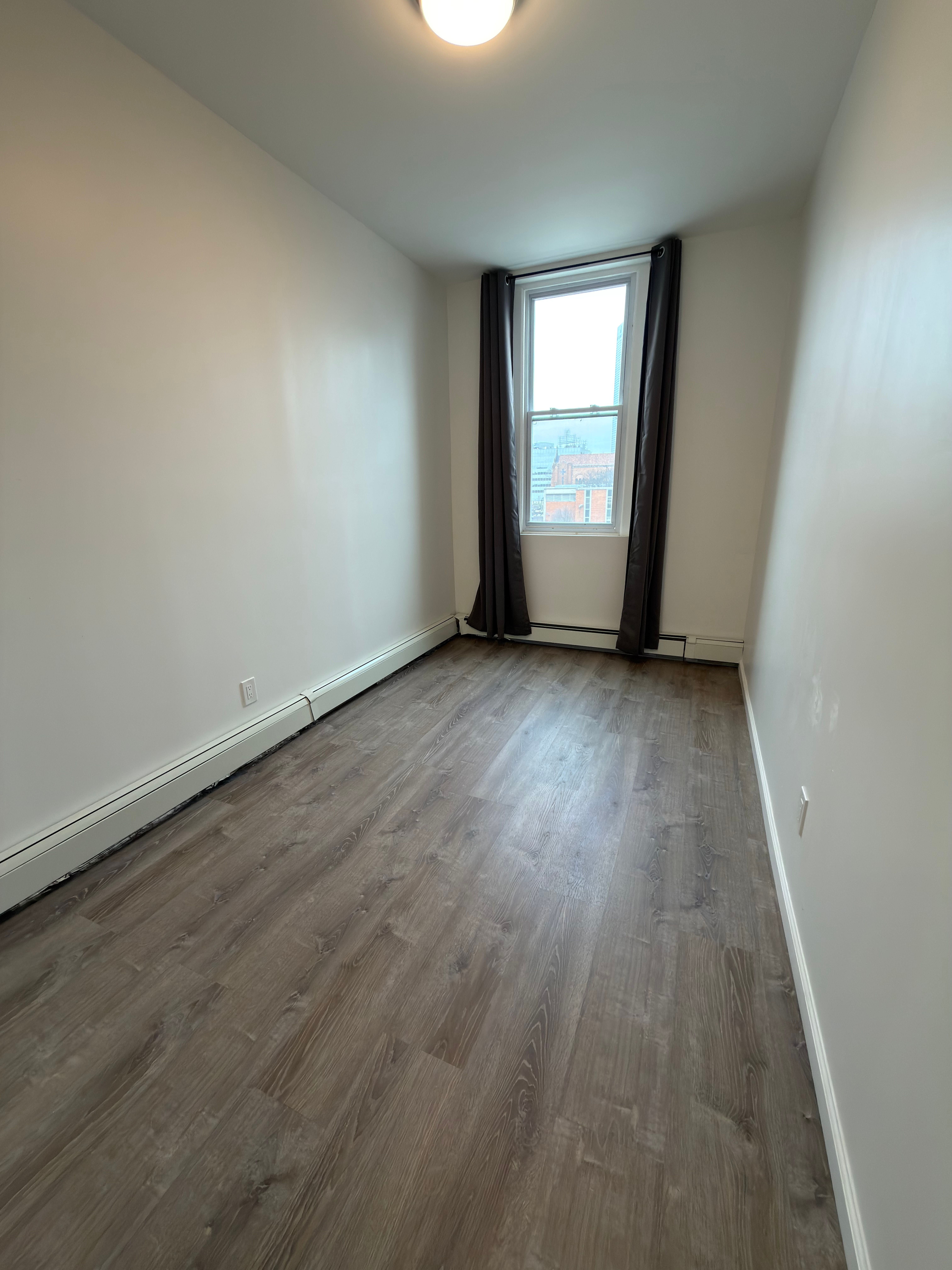 737 Montgomery Street Unit 3