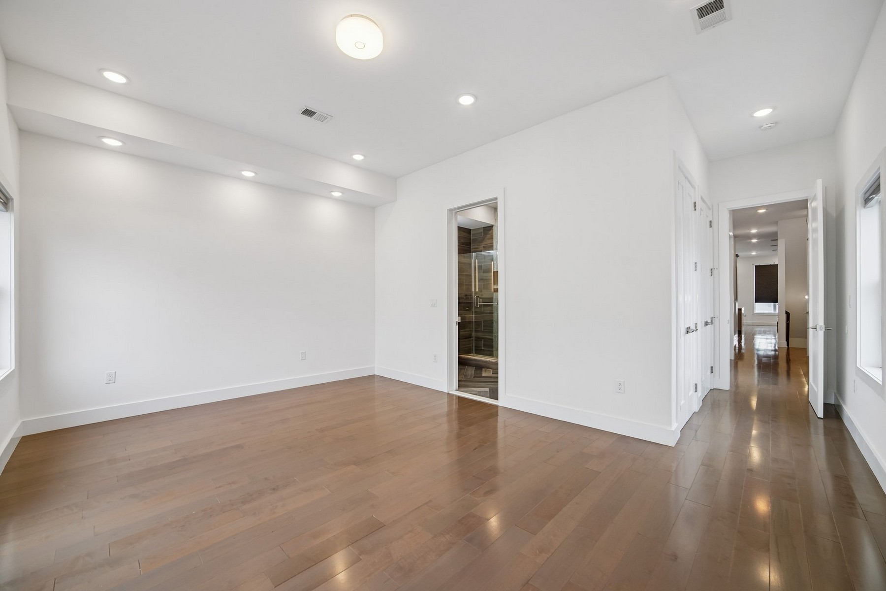 46 Carlton St Unit# 2