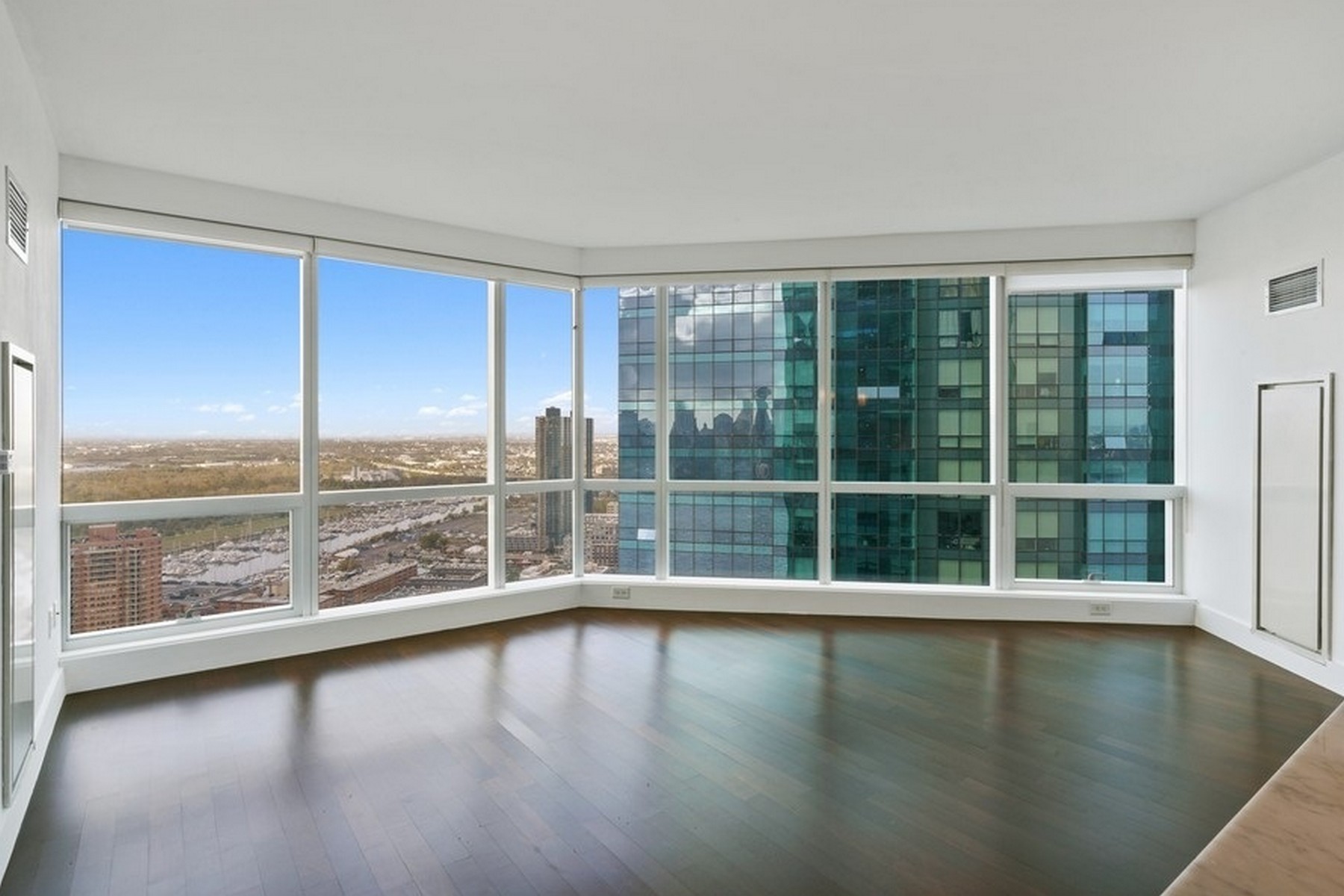 77 Hudson St Unit# 4210