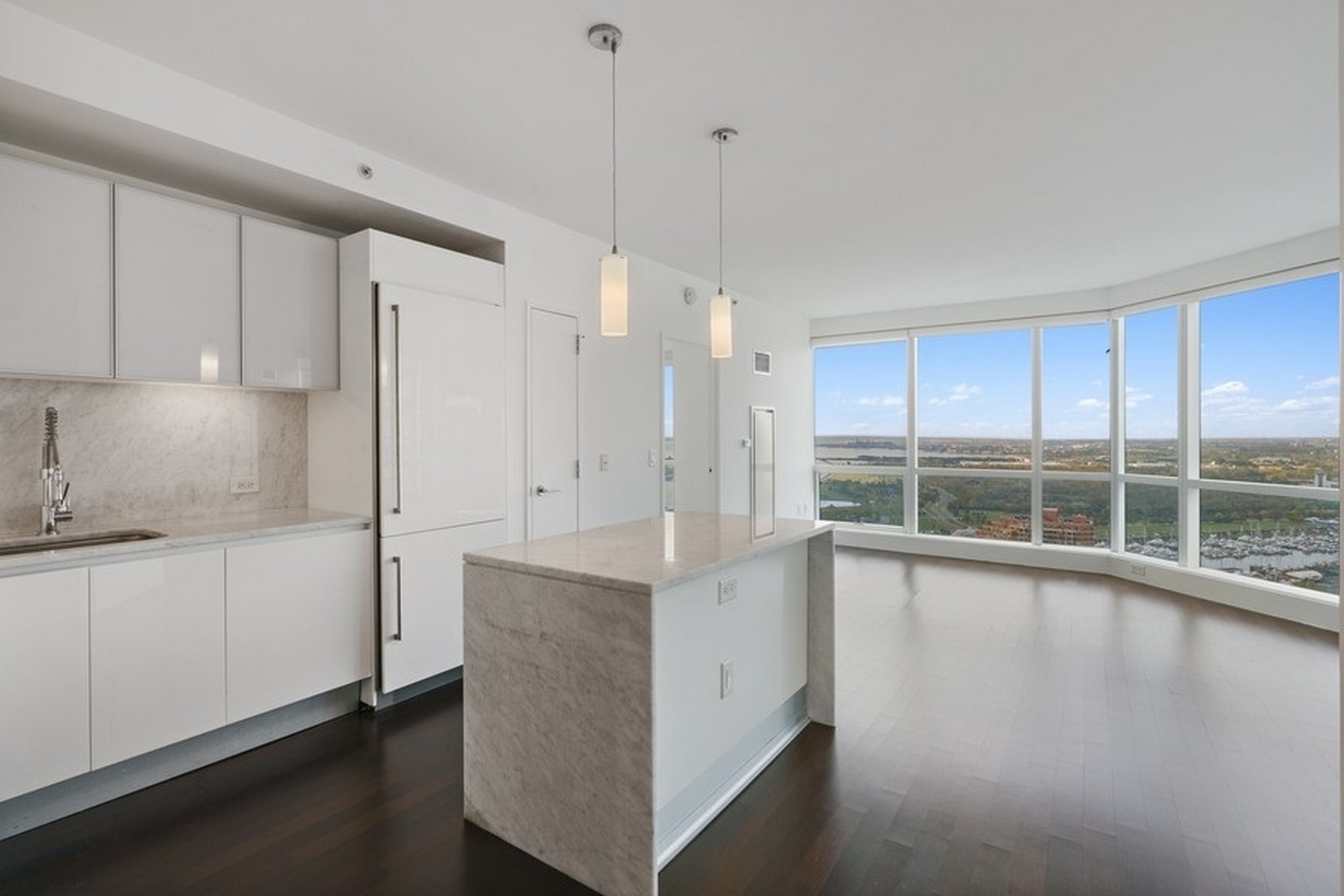 77 Hudson St Unit# 4210