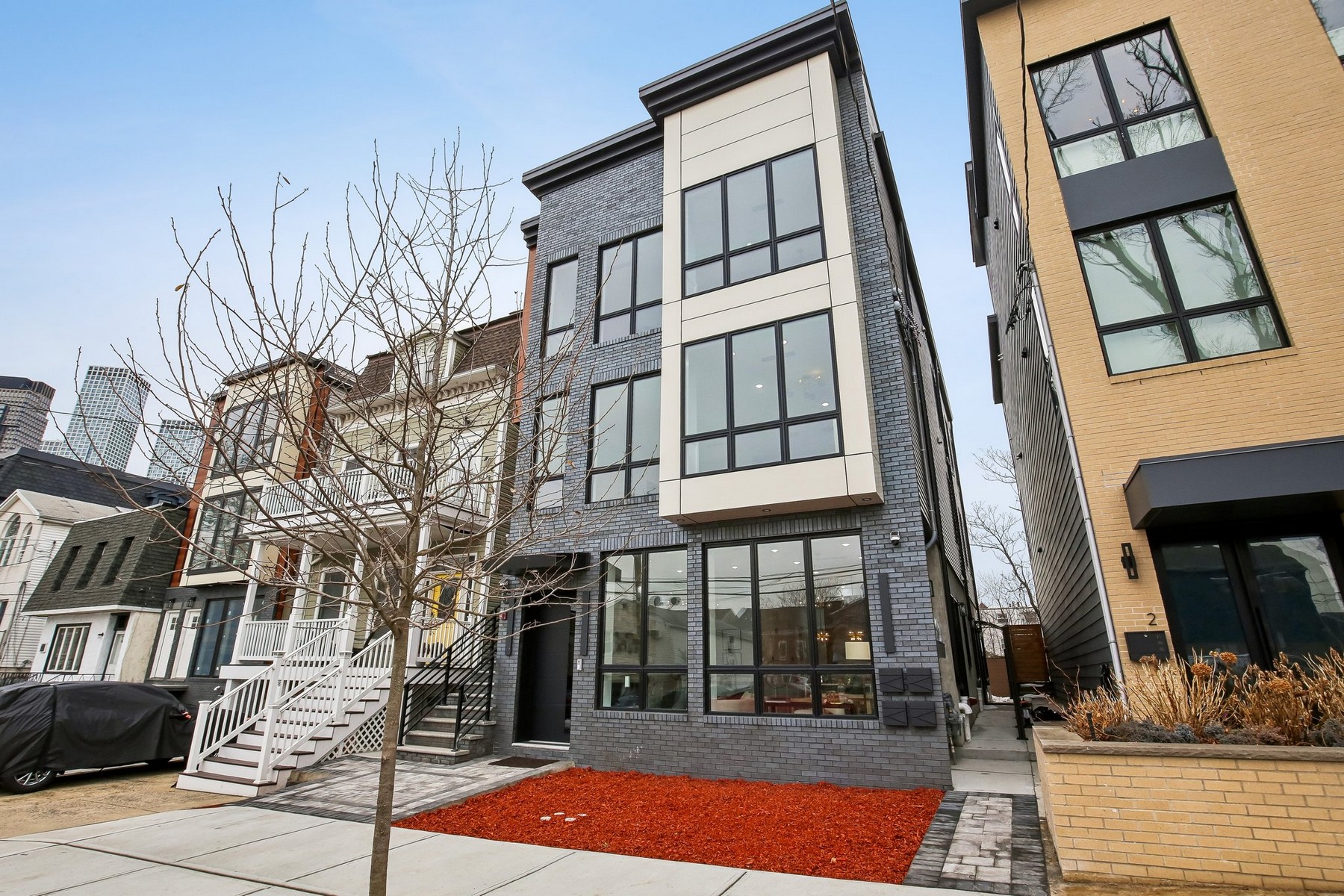 6 Elizabeth St Unit# 1