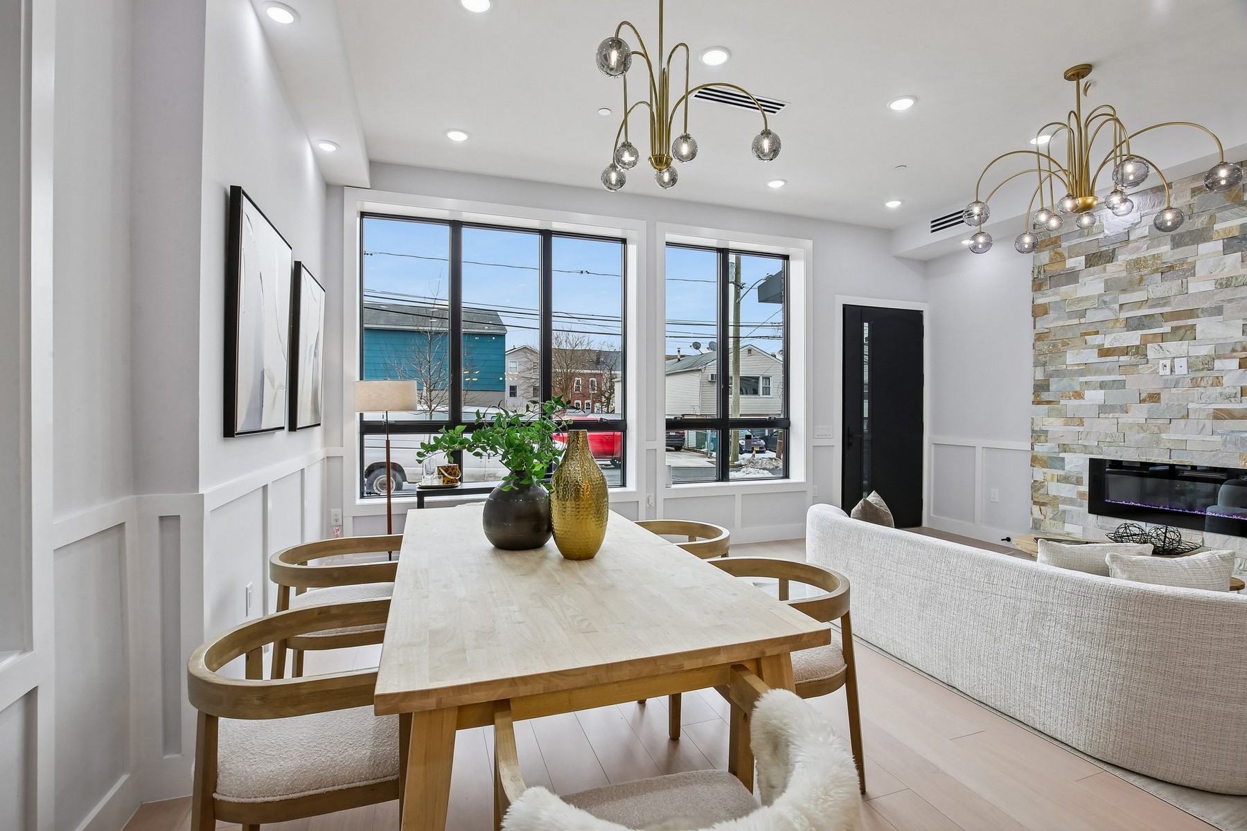 6 Elizabeth St Unit# 1