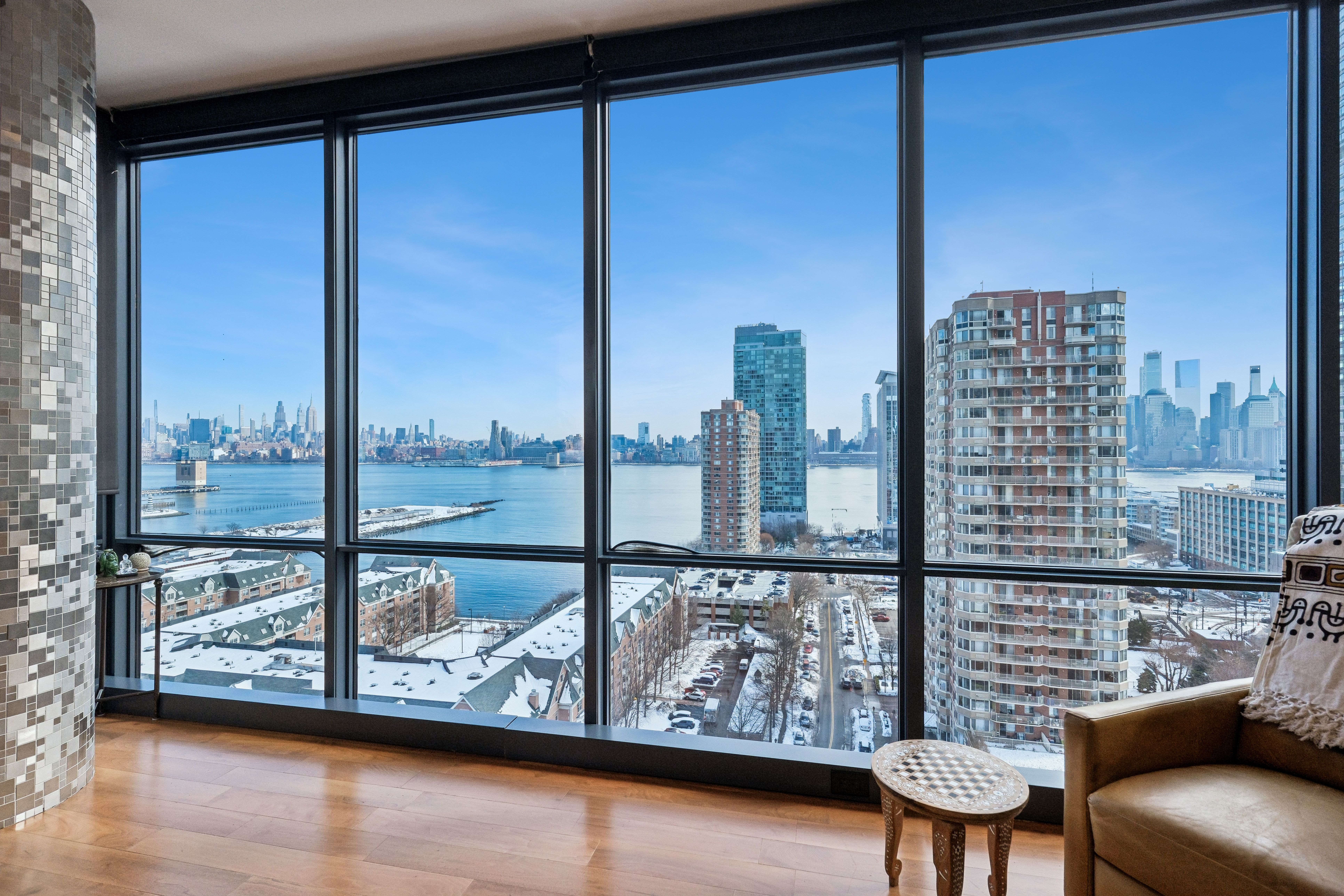 389 Washington Street 19F