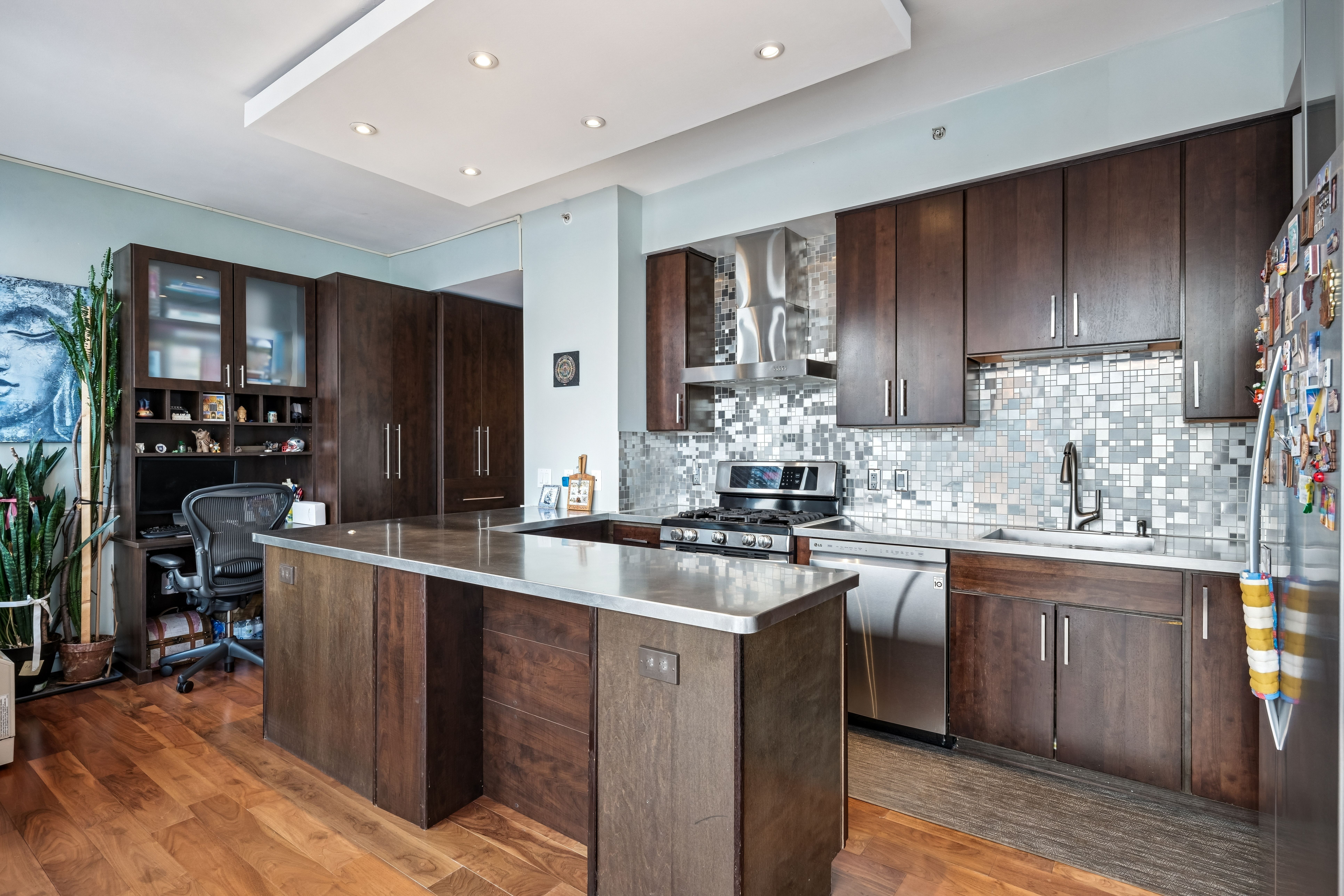 389 Washington Street 19F
