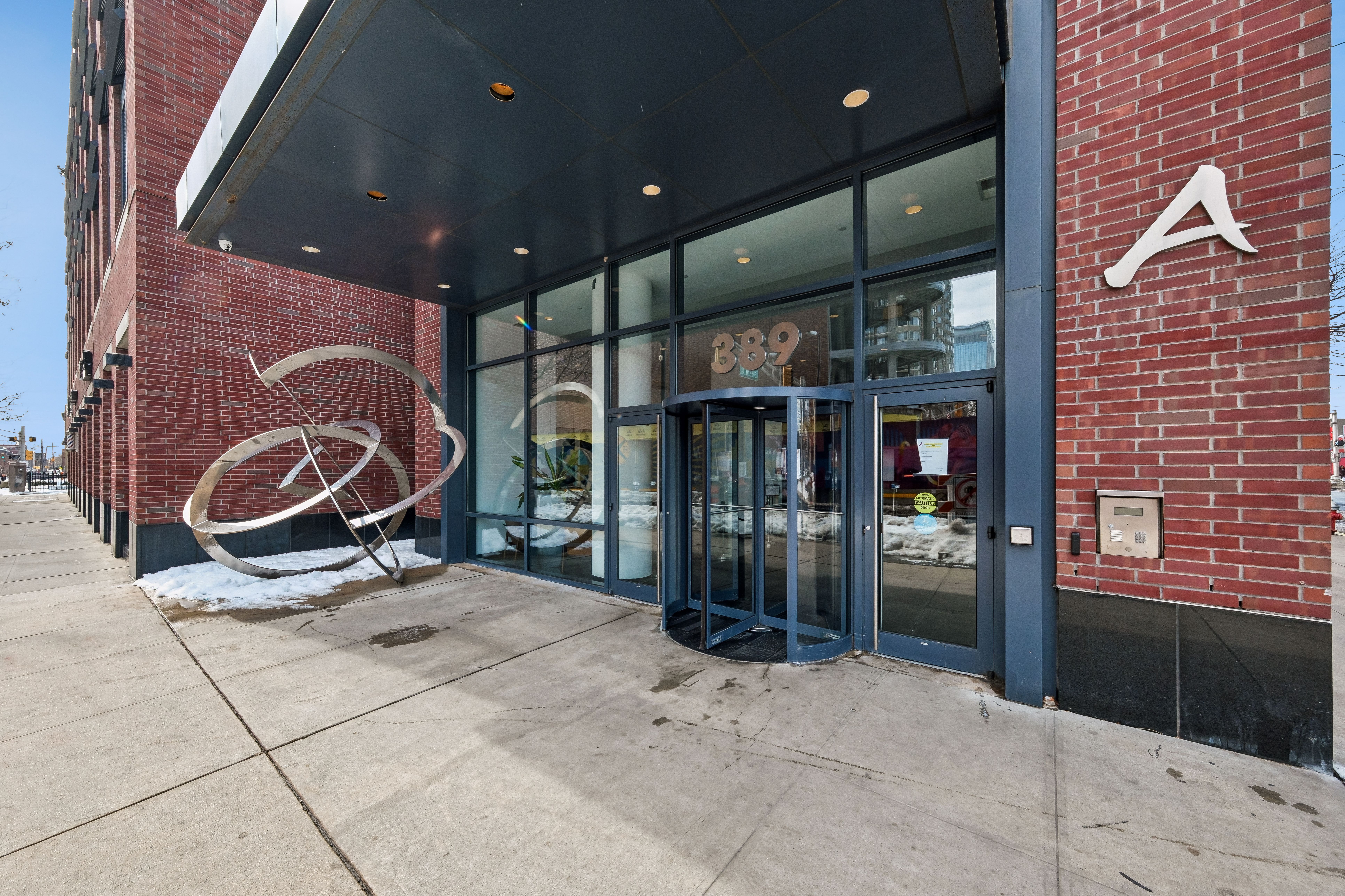 389 Washington Street 19F