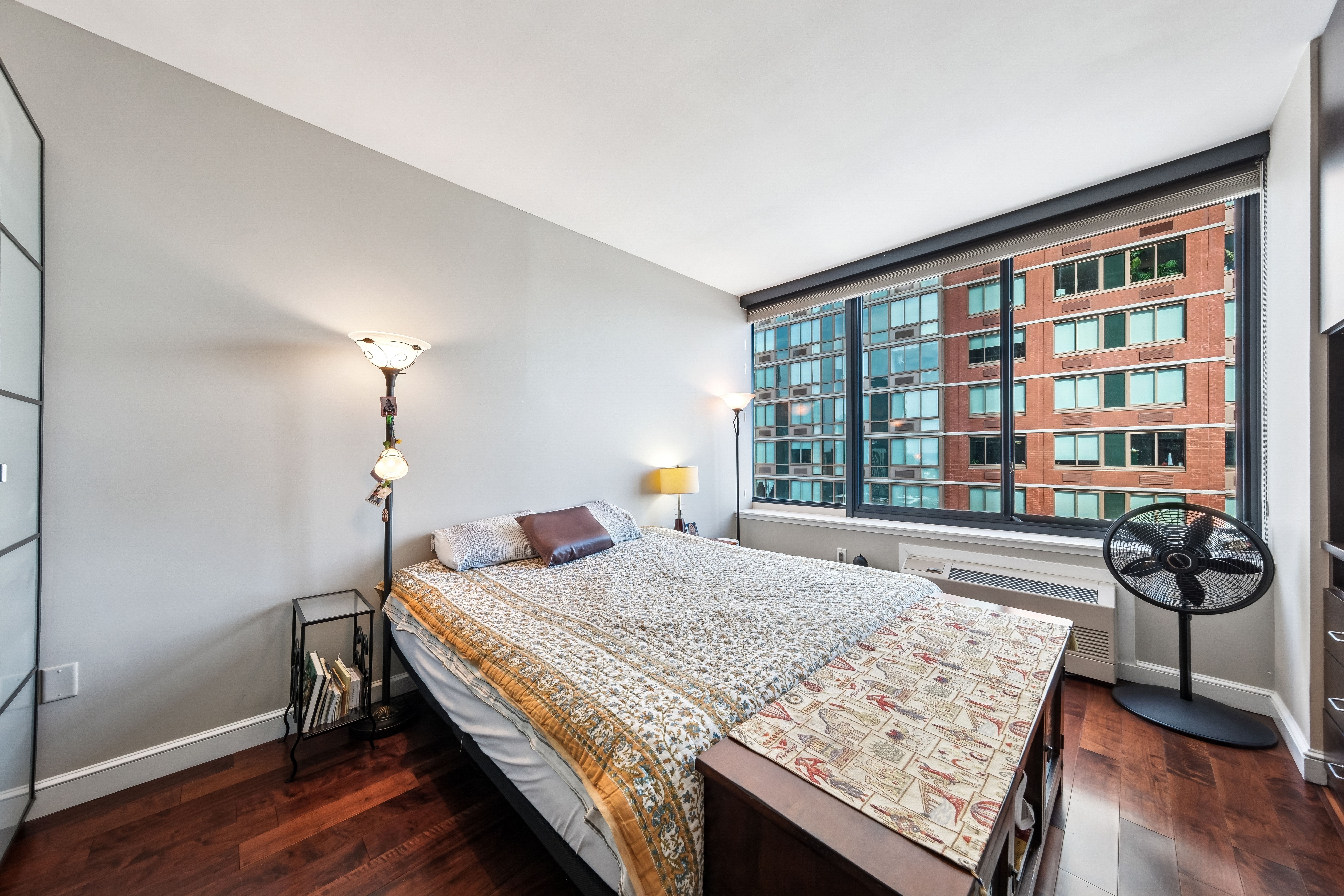 389 Washington Street 19F