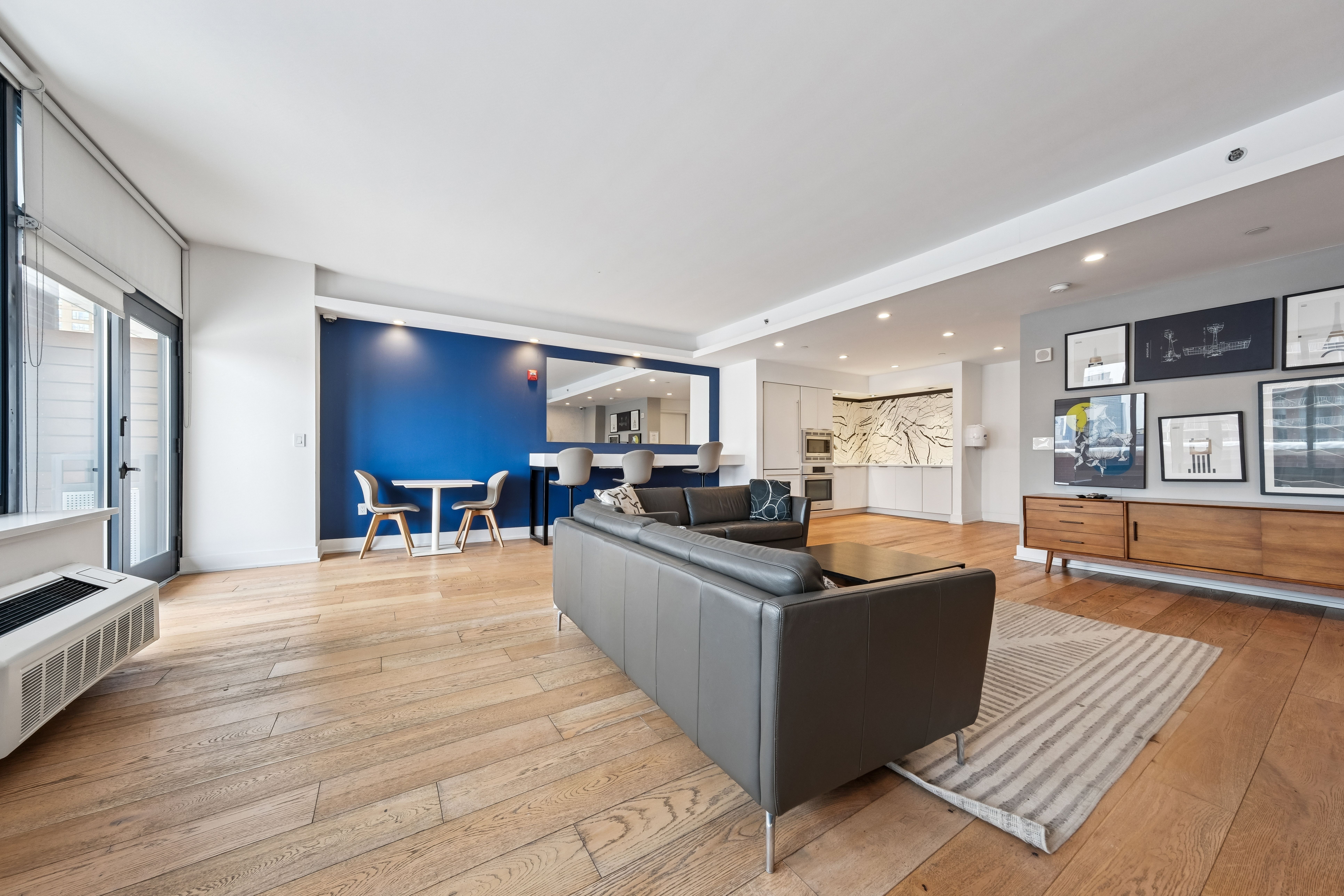 389 Washington Street 19F
