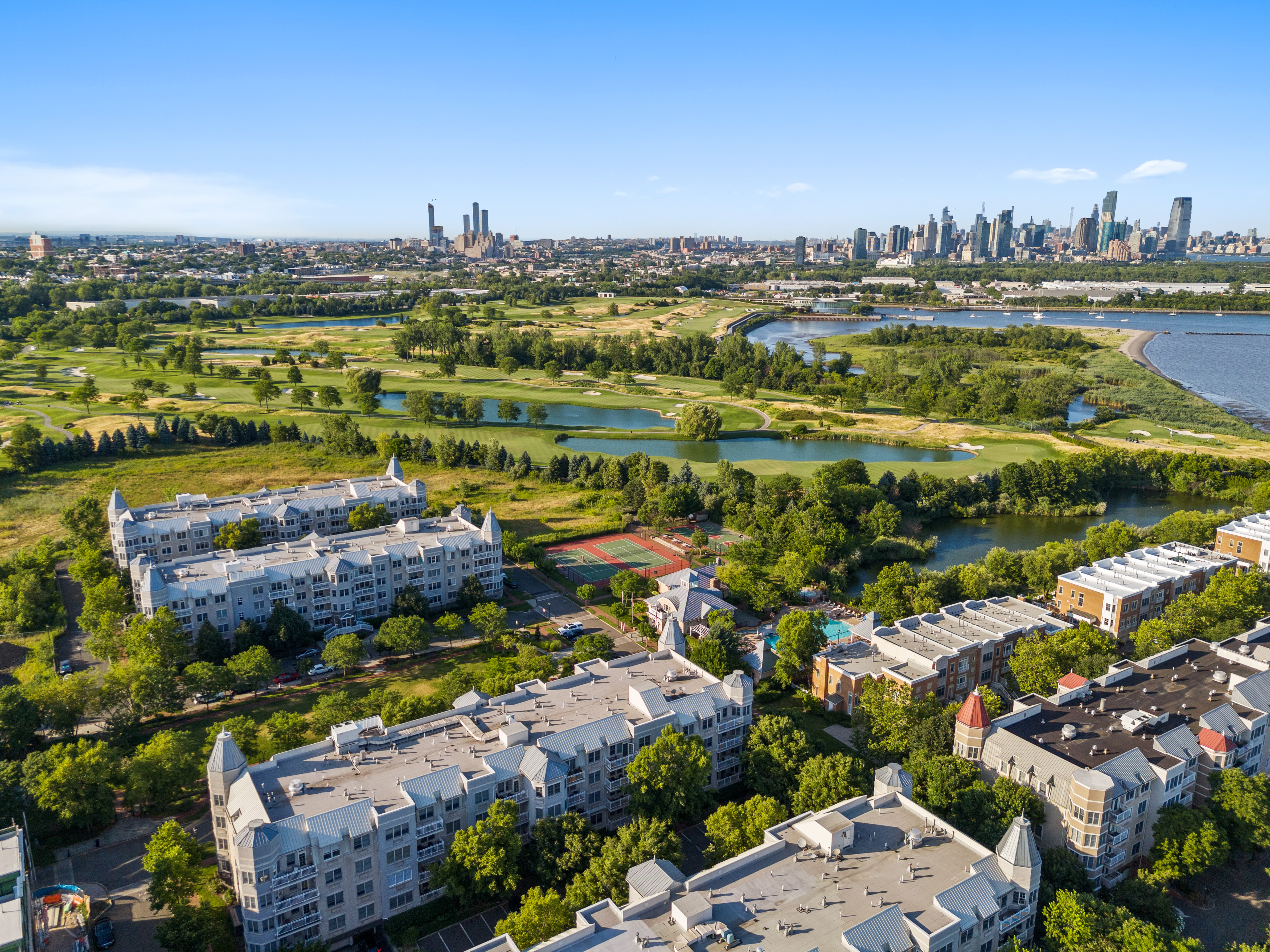 109 Shearwater Court East Unit 22