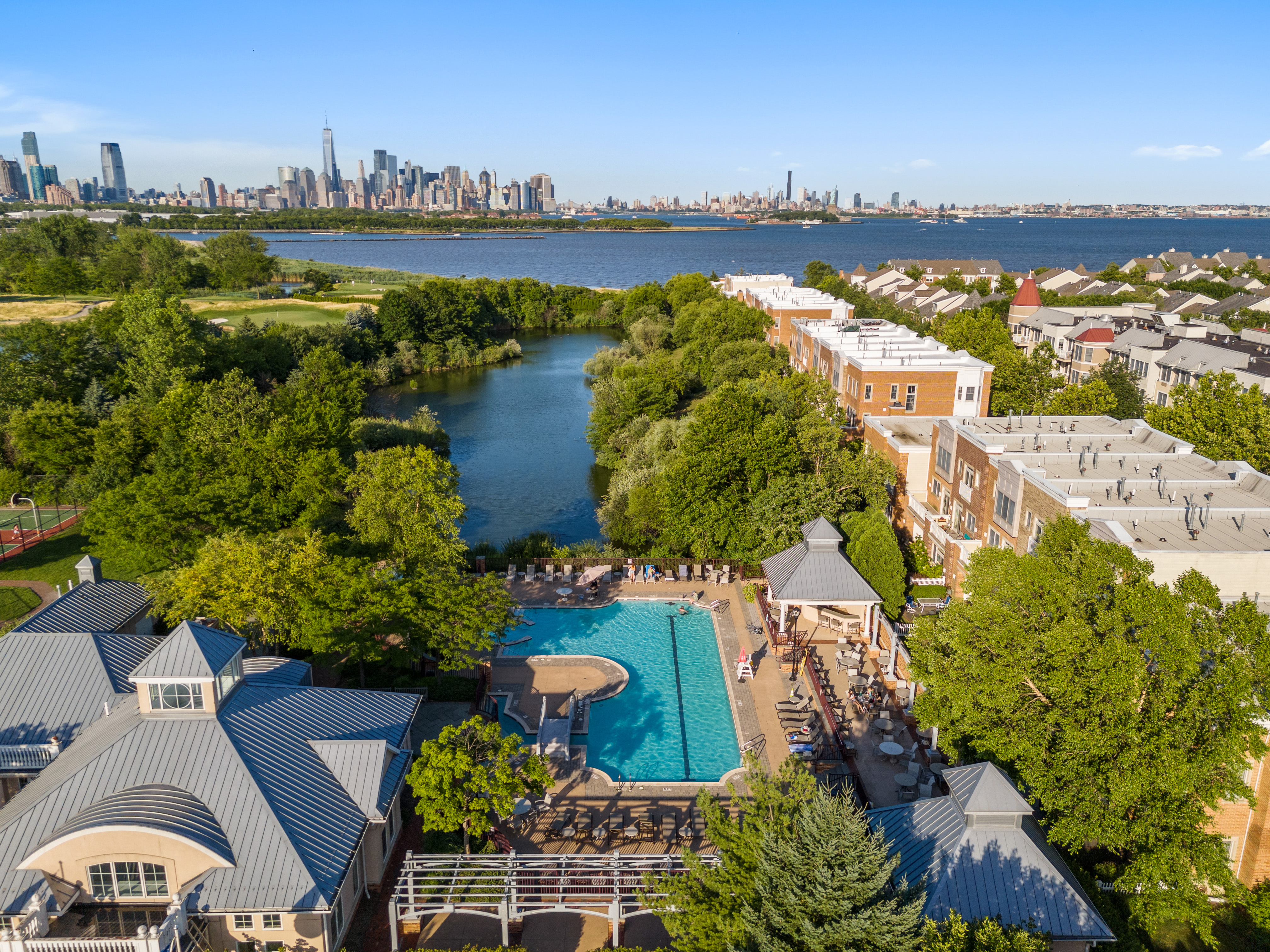 109 Shearwater Court East Unit 22