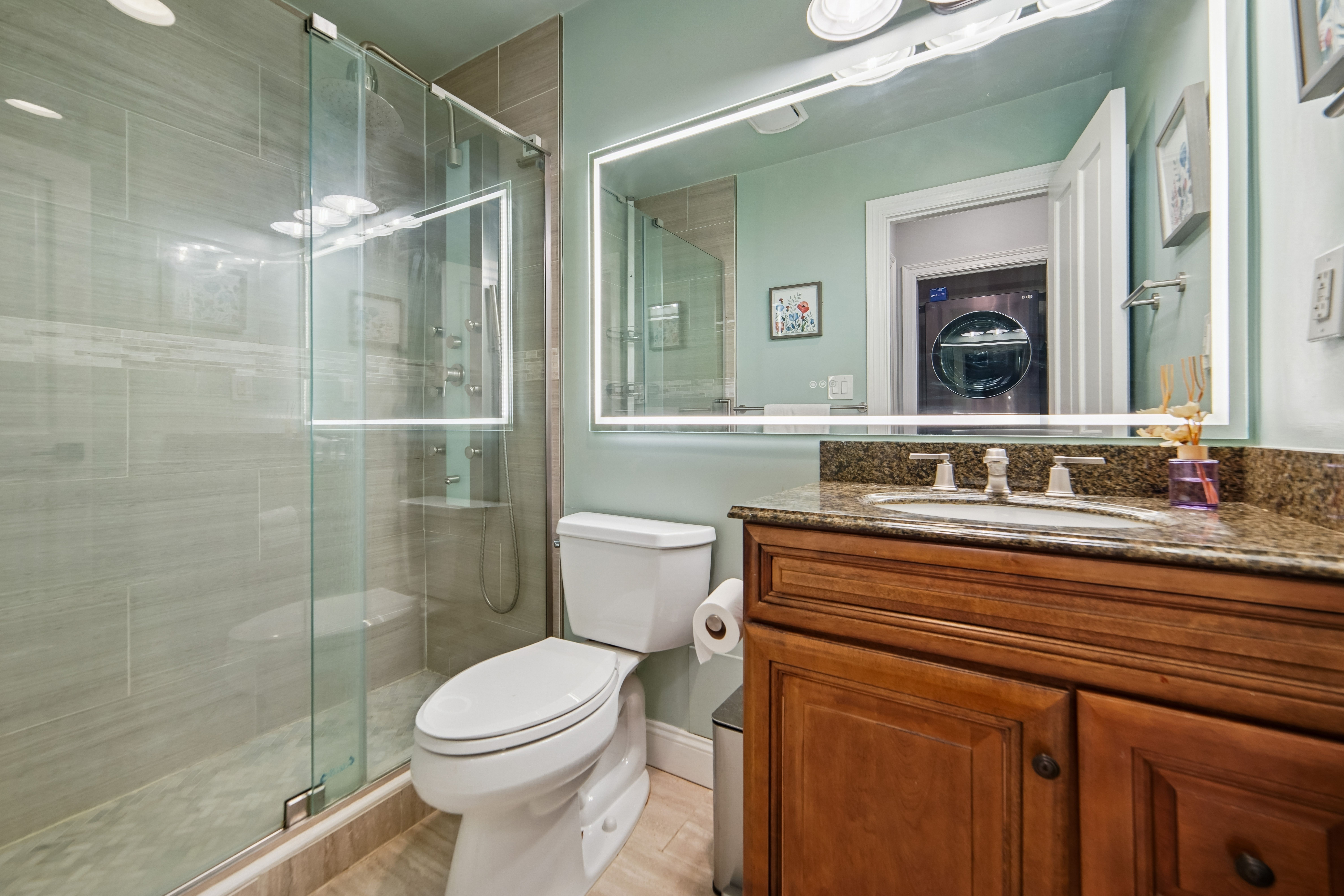 109 Shearwater Court East Unit 22